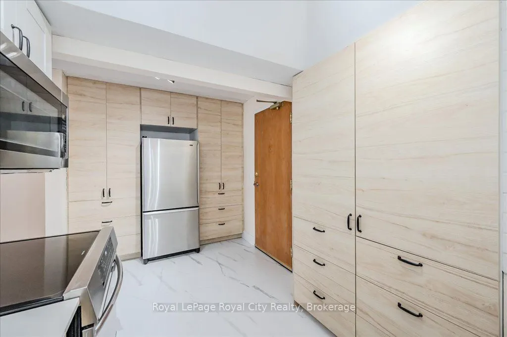 107 Bagot Street #110