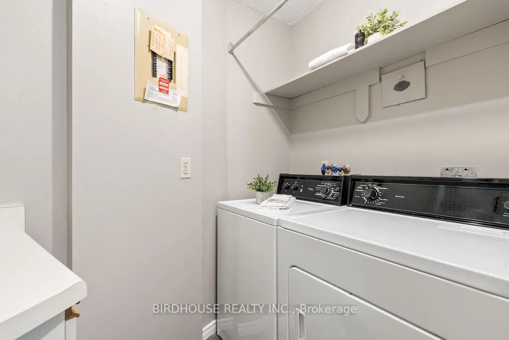 2 Heritage Way, #202