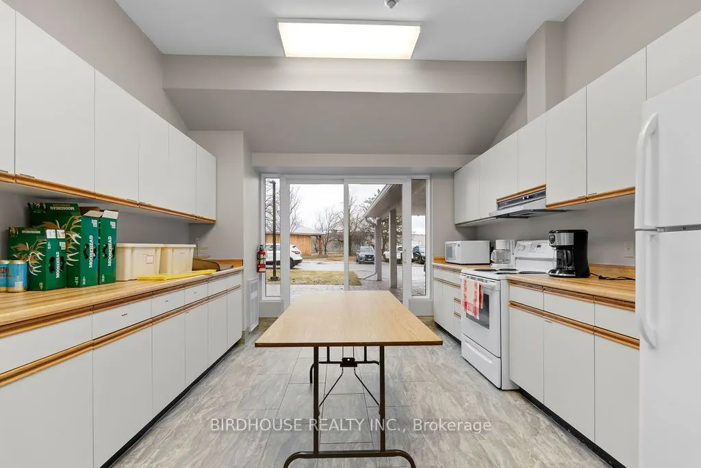 2 Heritage Way, #202