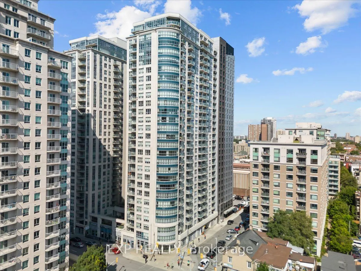 195 Besserer Street, #2009