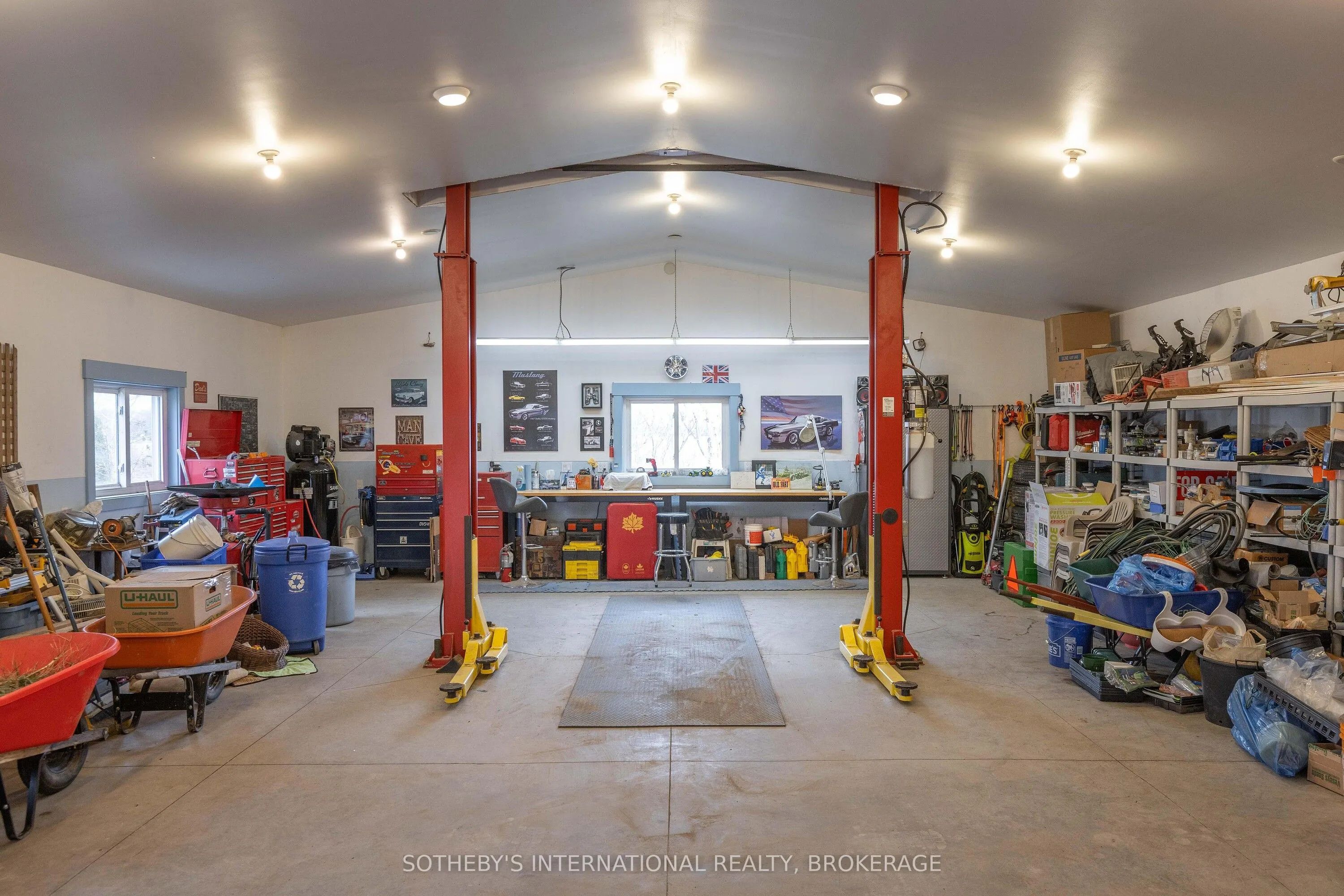 7107 Beechwood Road