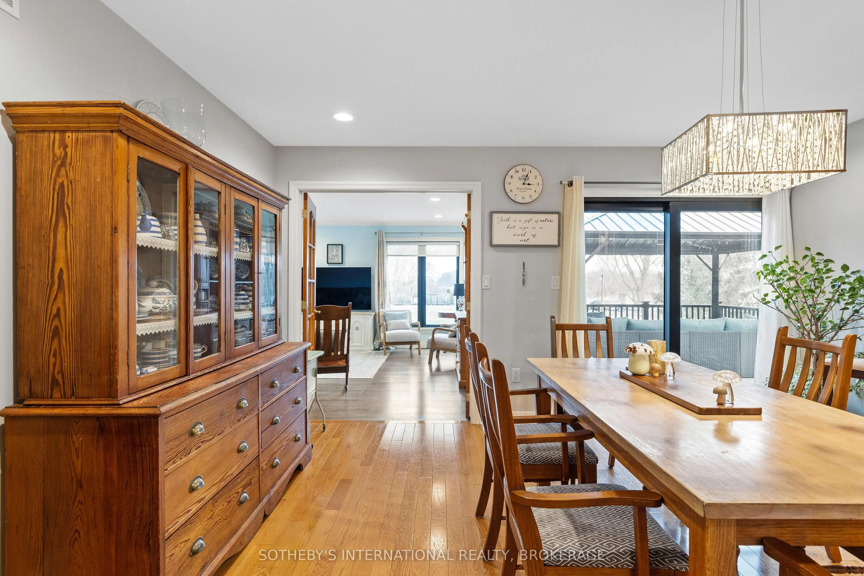 7107 Beechwood Road