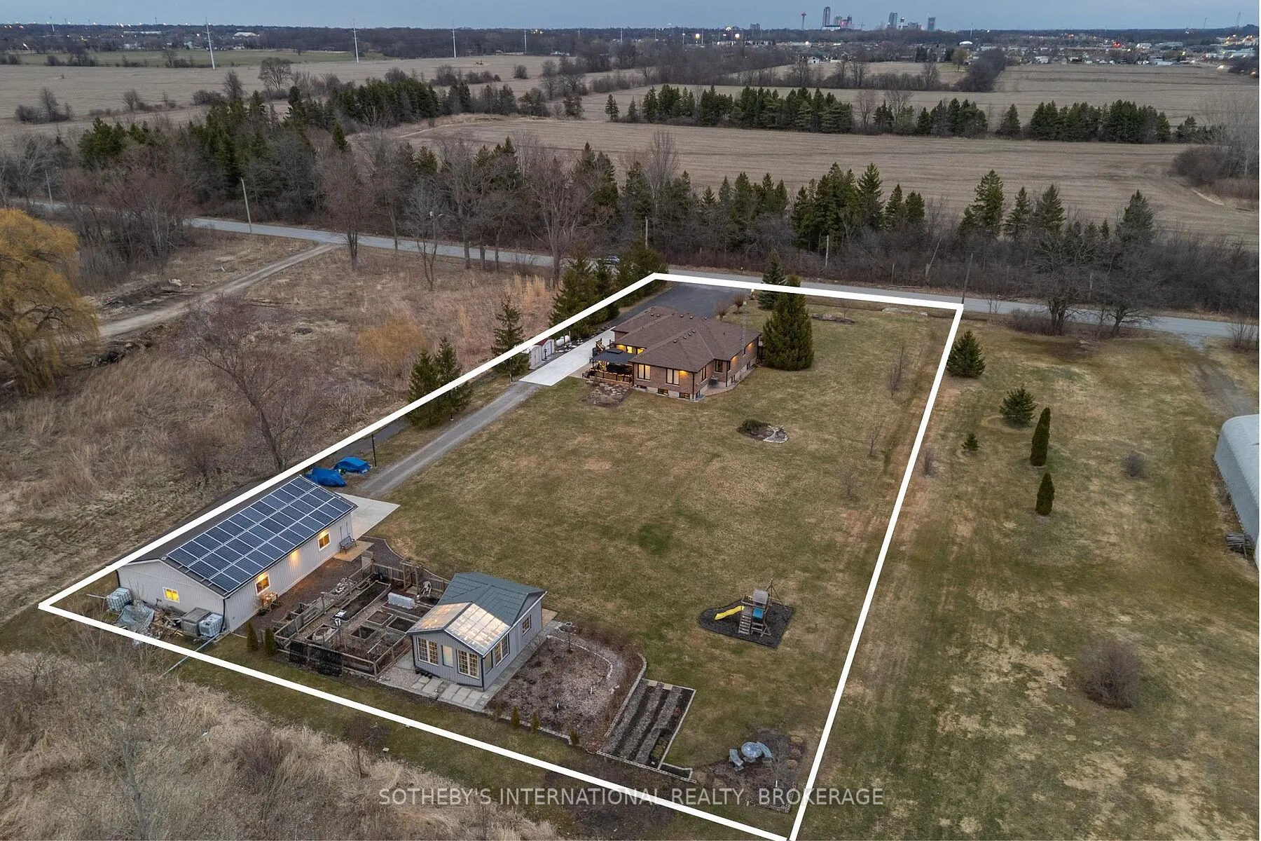 7107 Beechwood Road