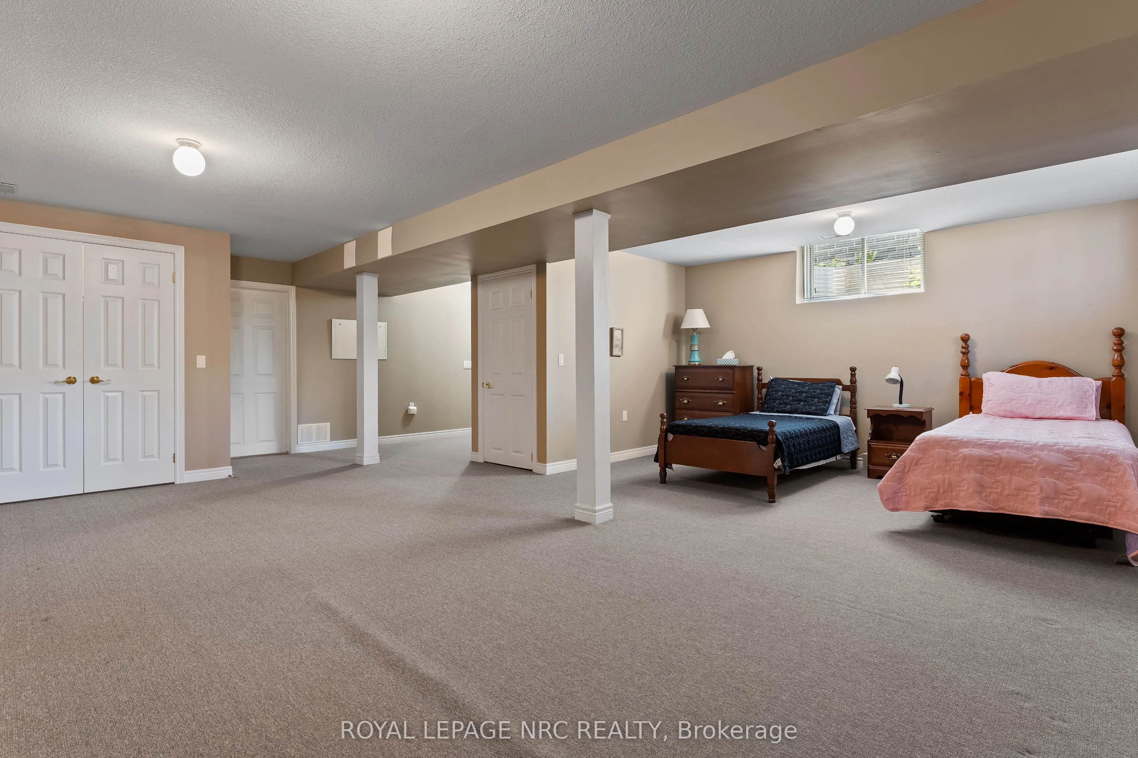 3900 Rainbow Lane