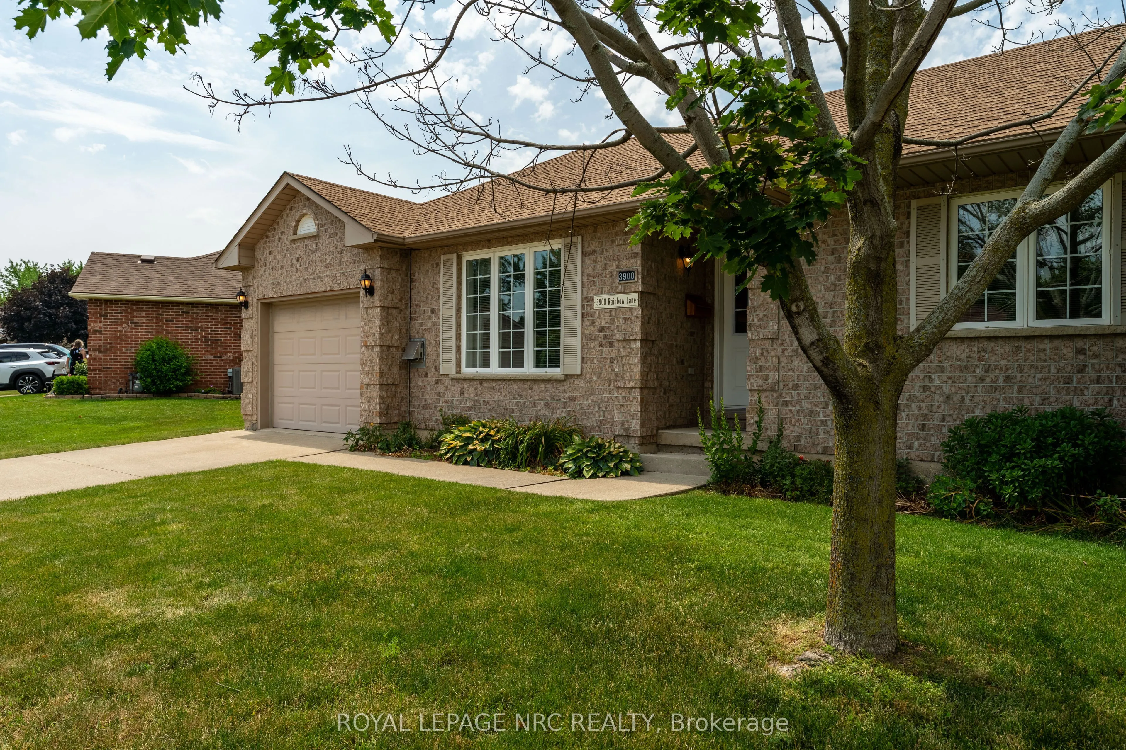 3900 Rainbow Lane