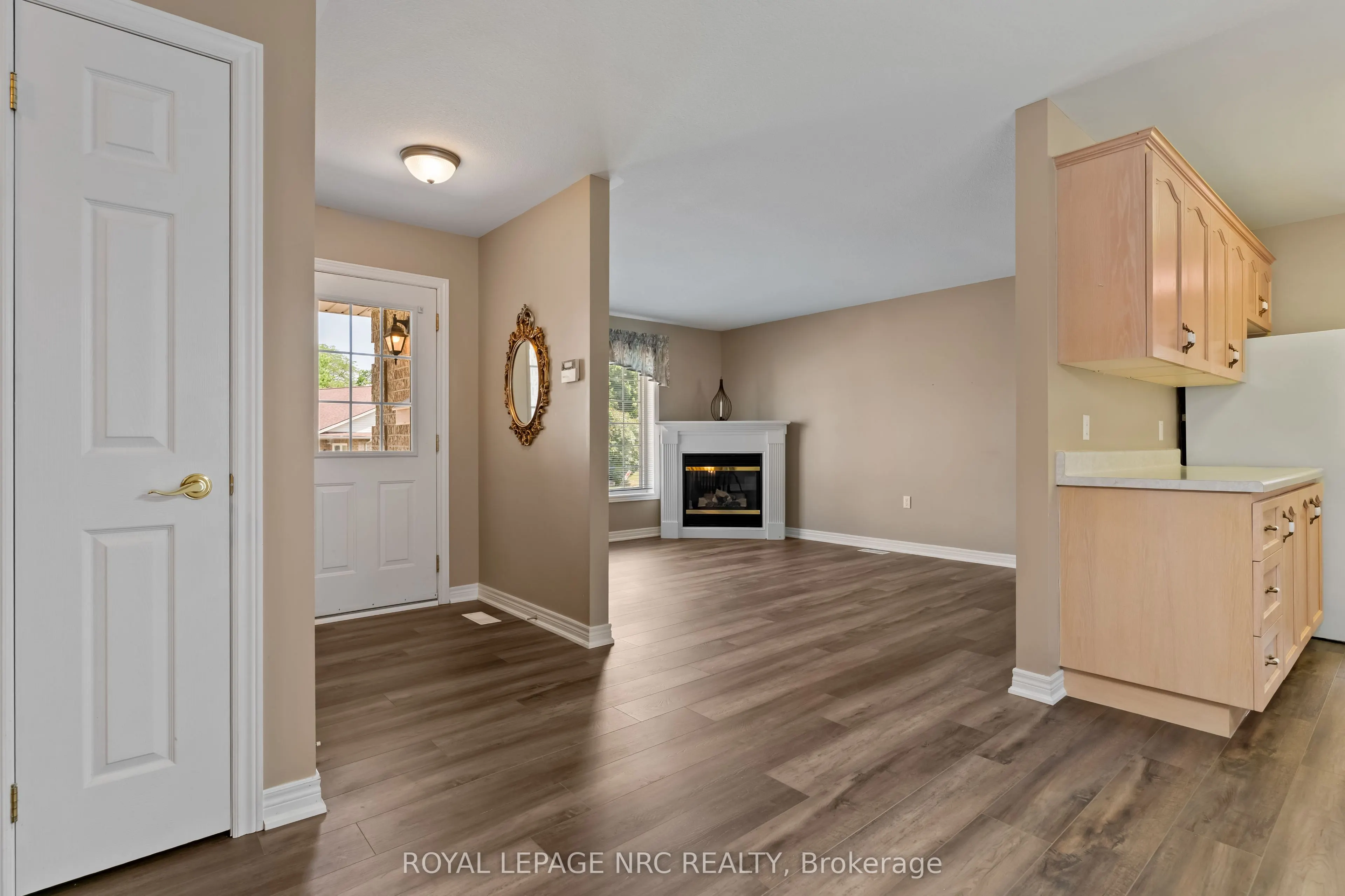 3900 Rainbow Lane