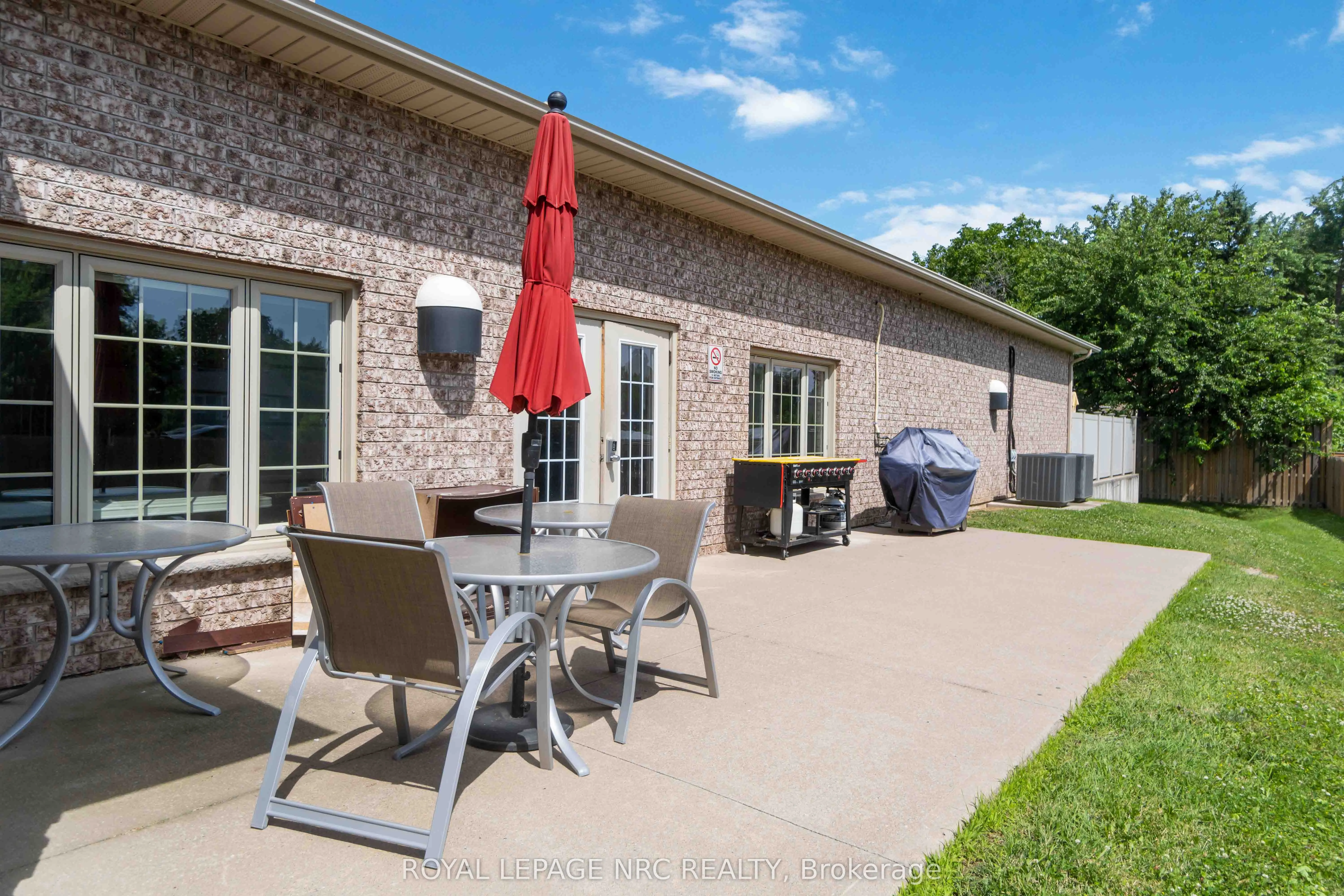 3900 Rainbow Lane