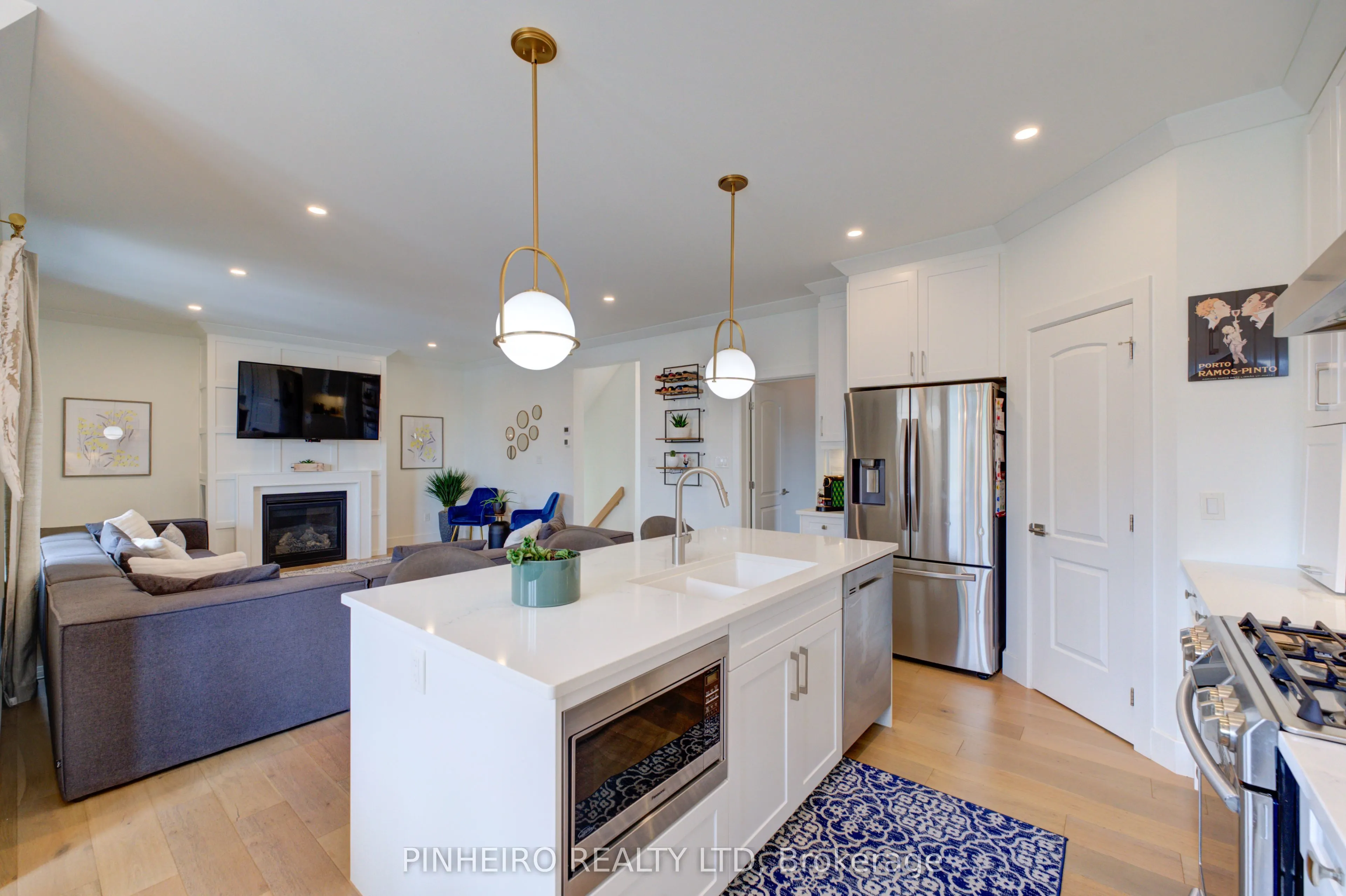 15 Kemp Crescent