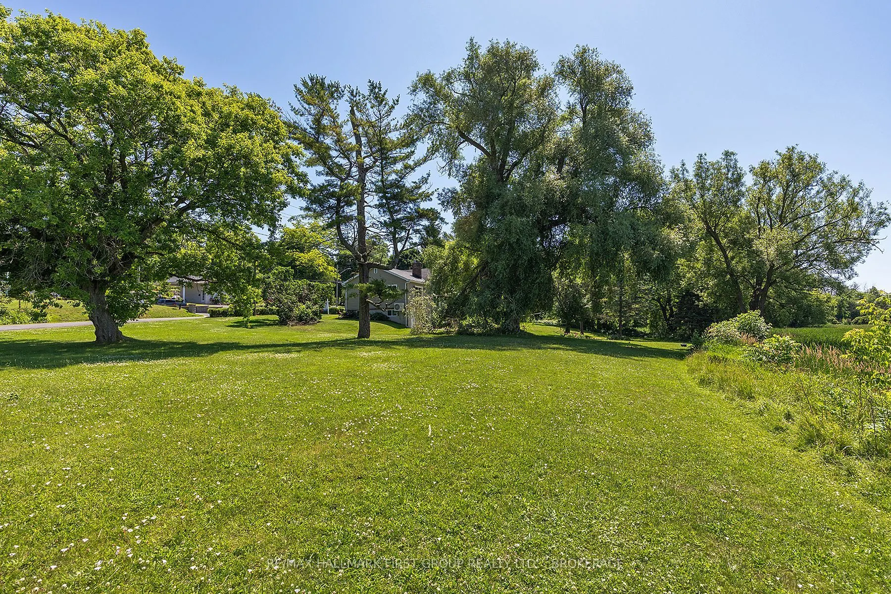 757 Hillview Road