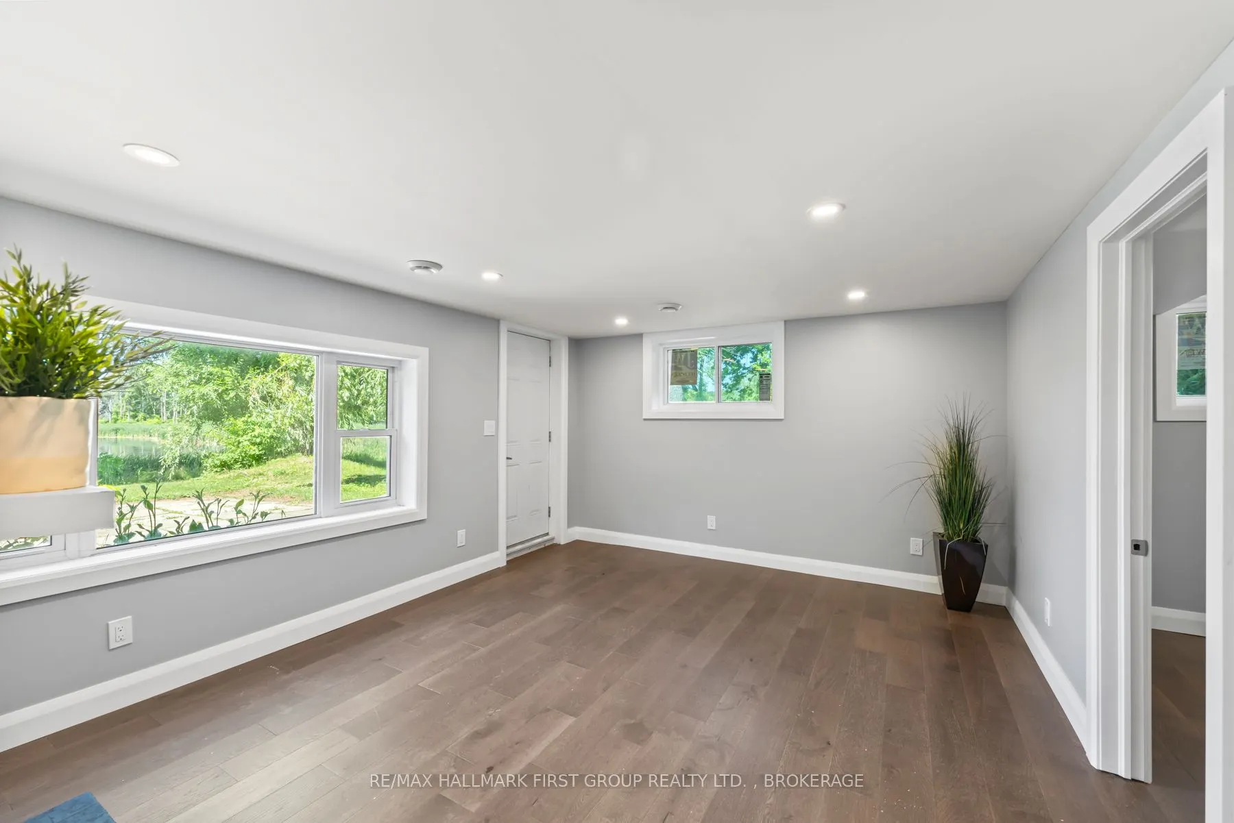 757 Hillview Road