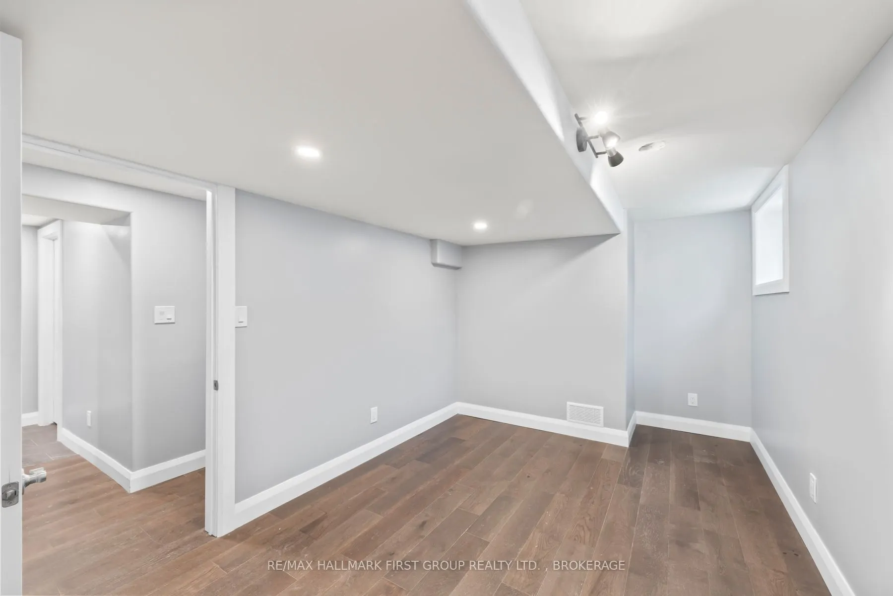 757 Hillview Road