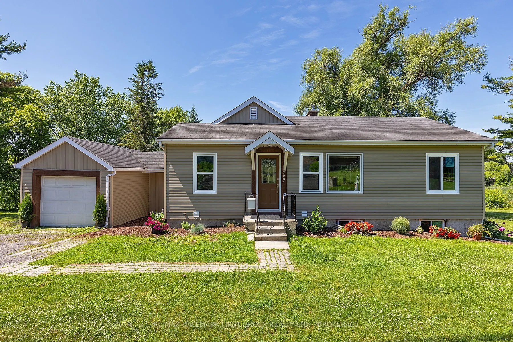 757 Hillview Road