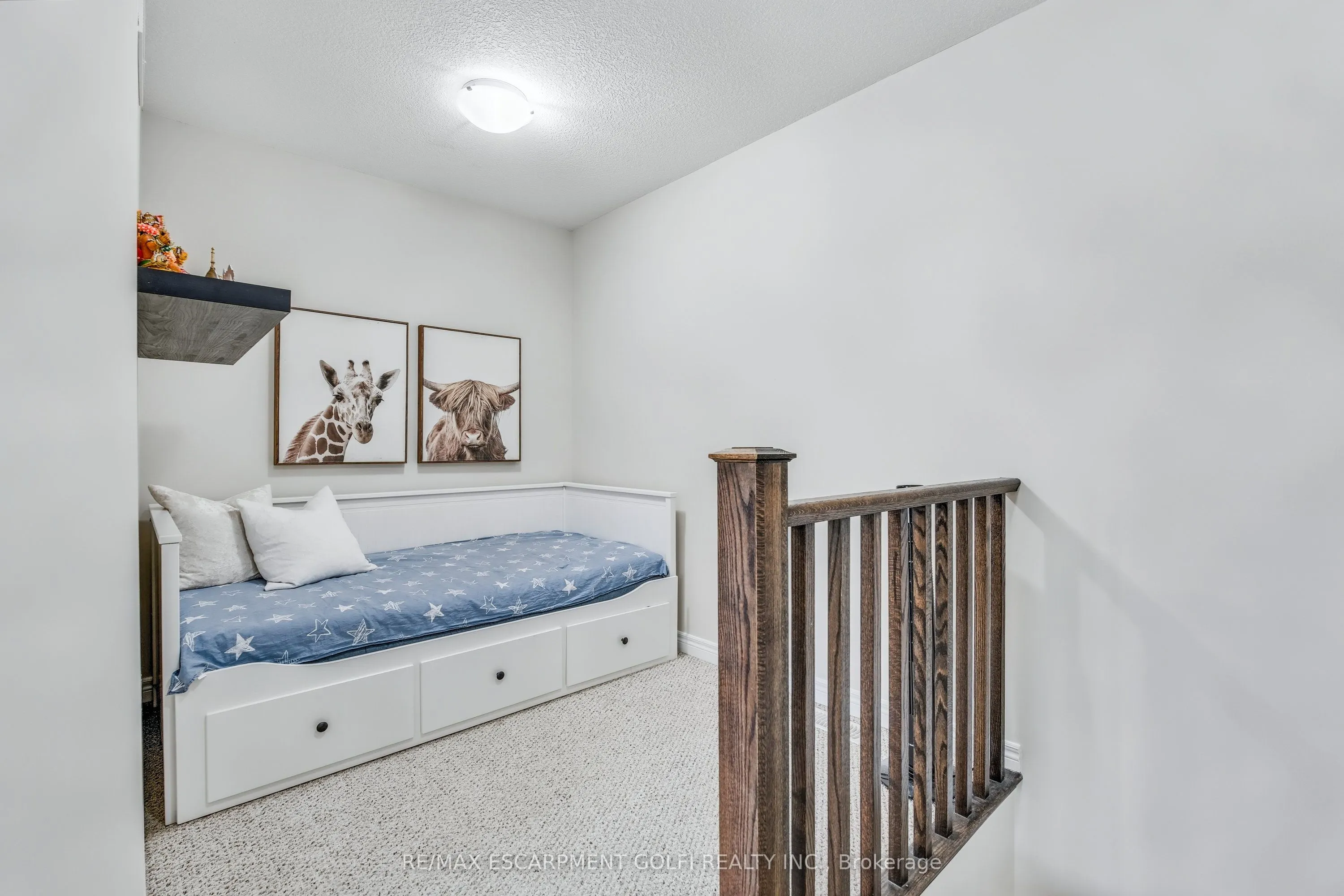 16 Lakefront Drive