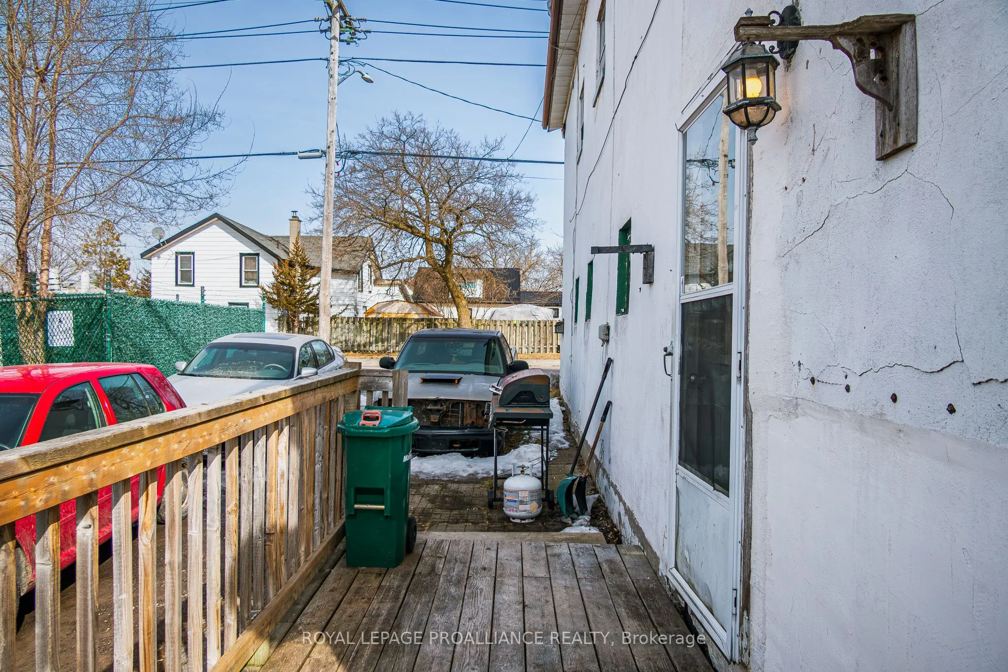 166 West Street