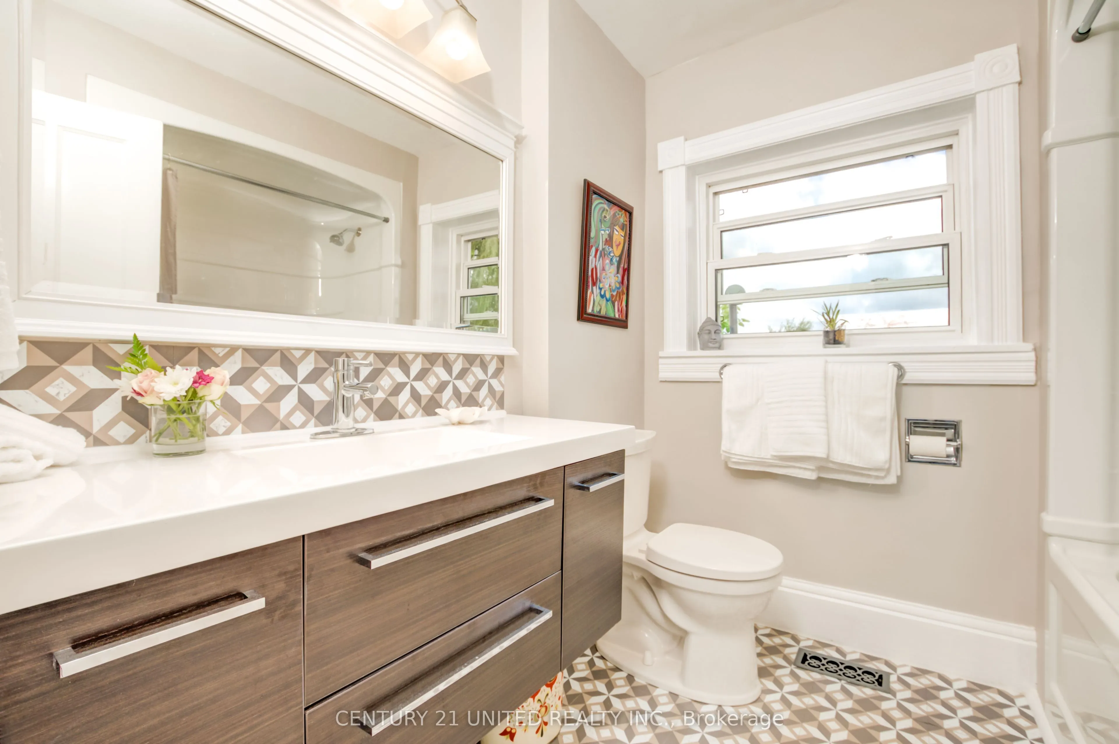398 Concession Rd 11 E