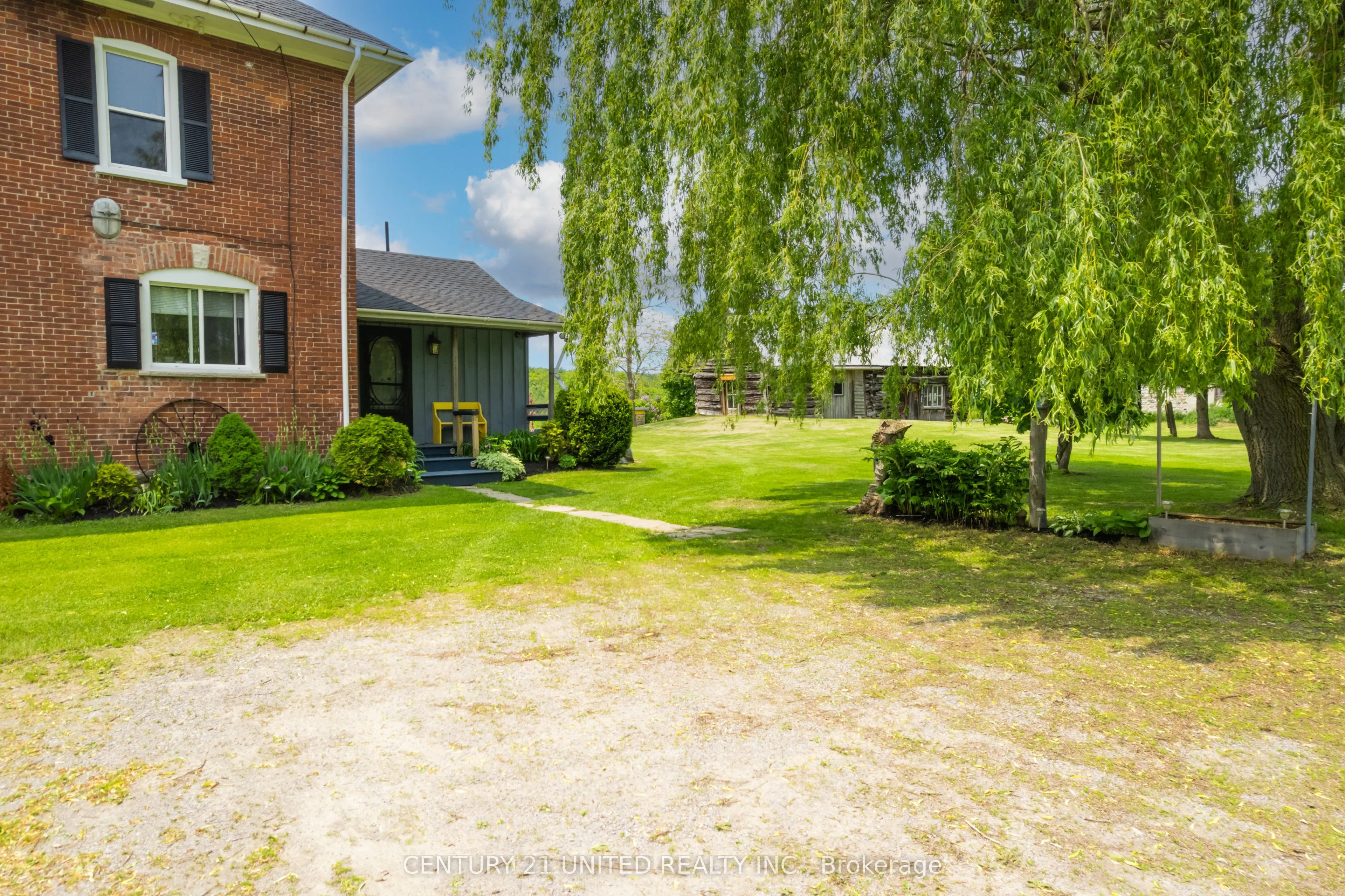 398 Concession Rd 11 E