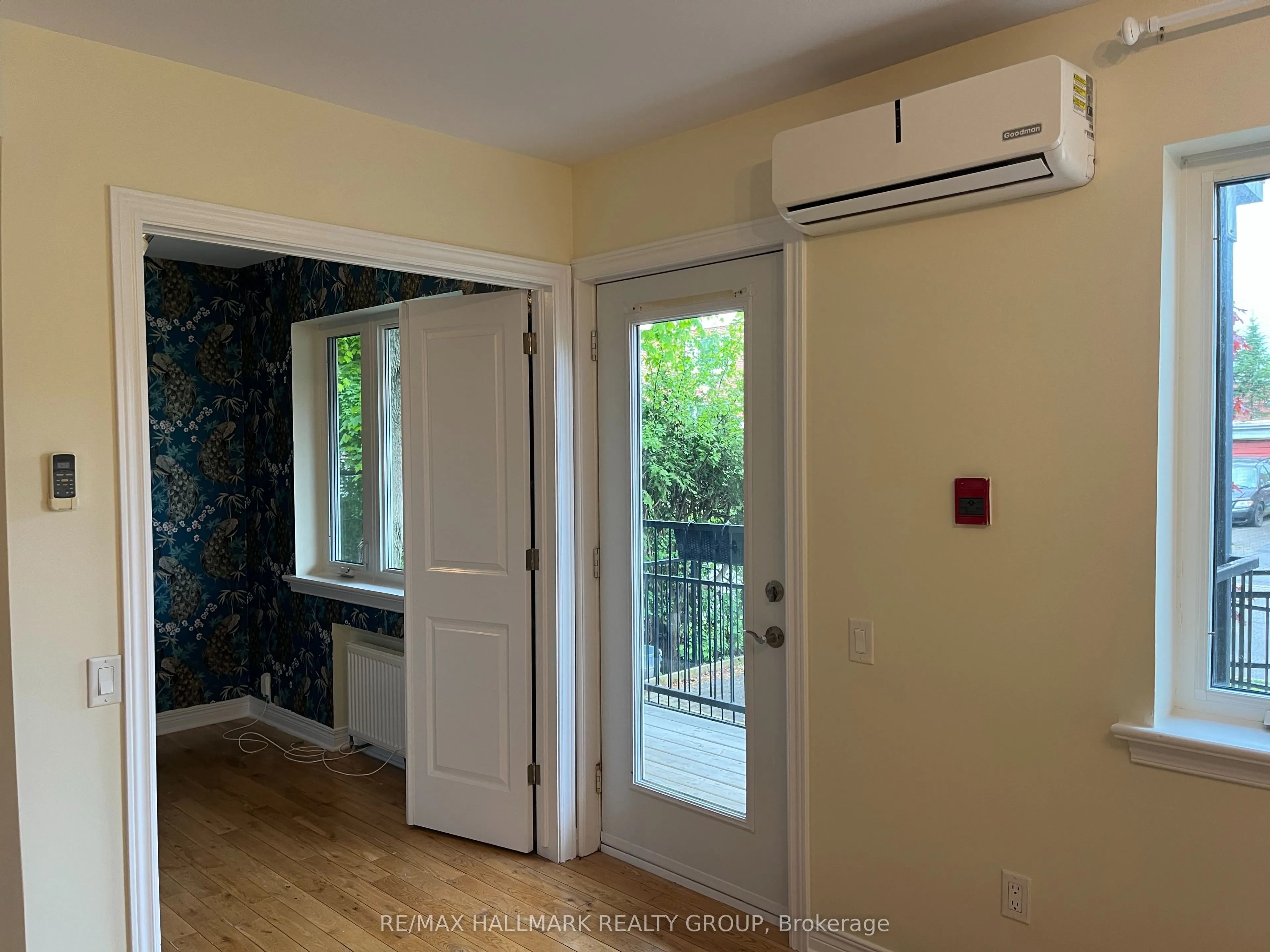 324 CURRELL Avenue