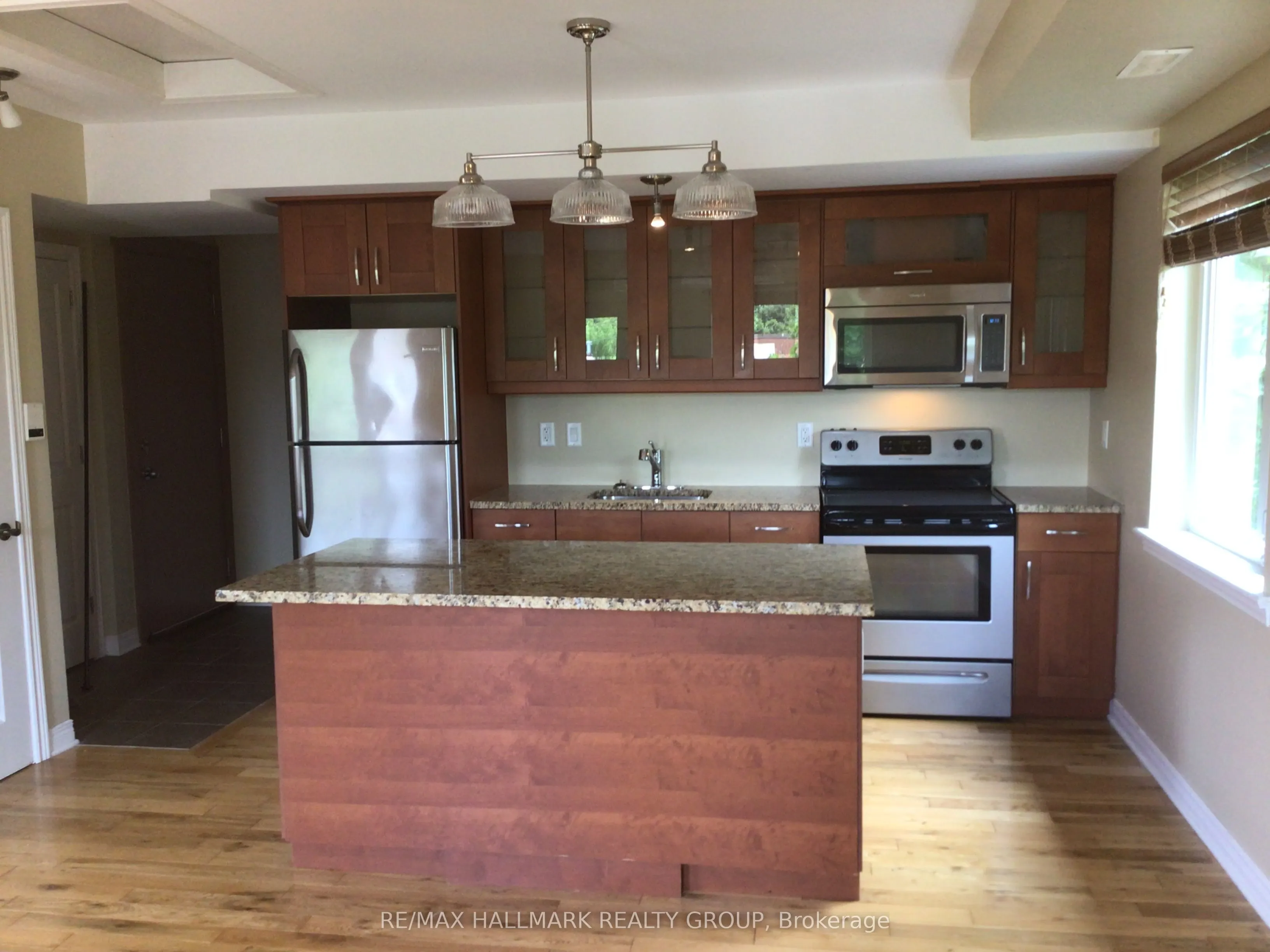 324 CURRELL Avenue