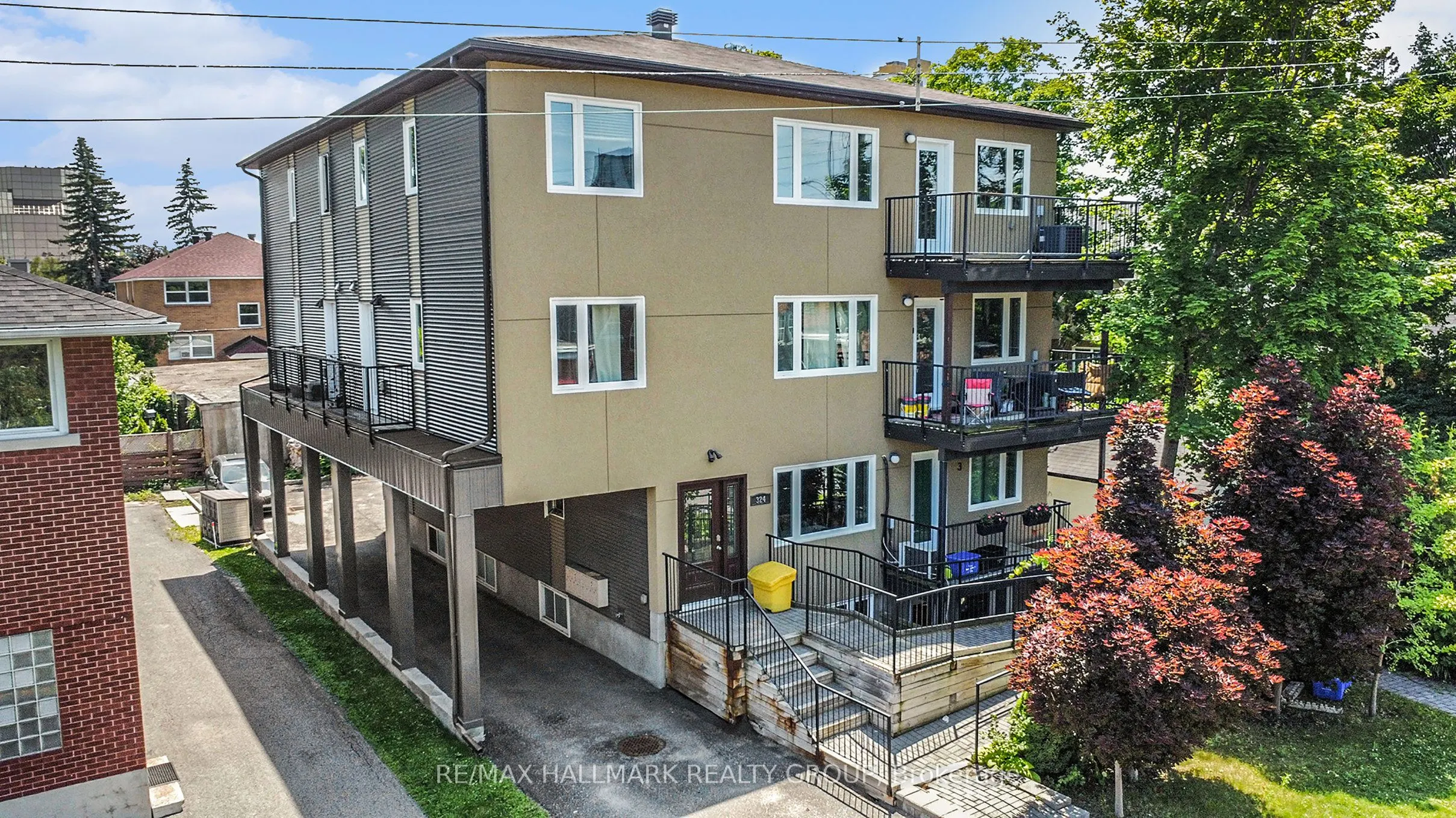 324 CURRELL Avenue