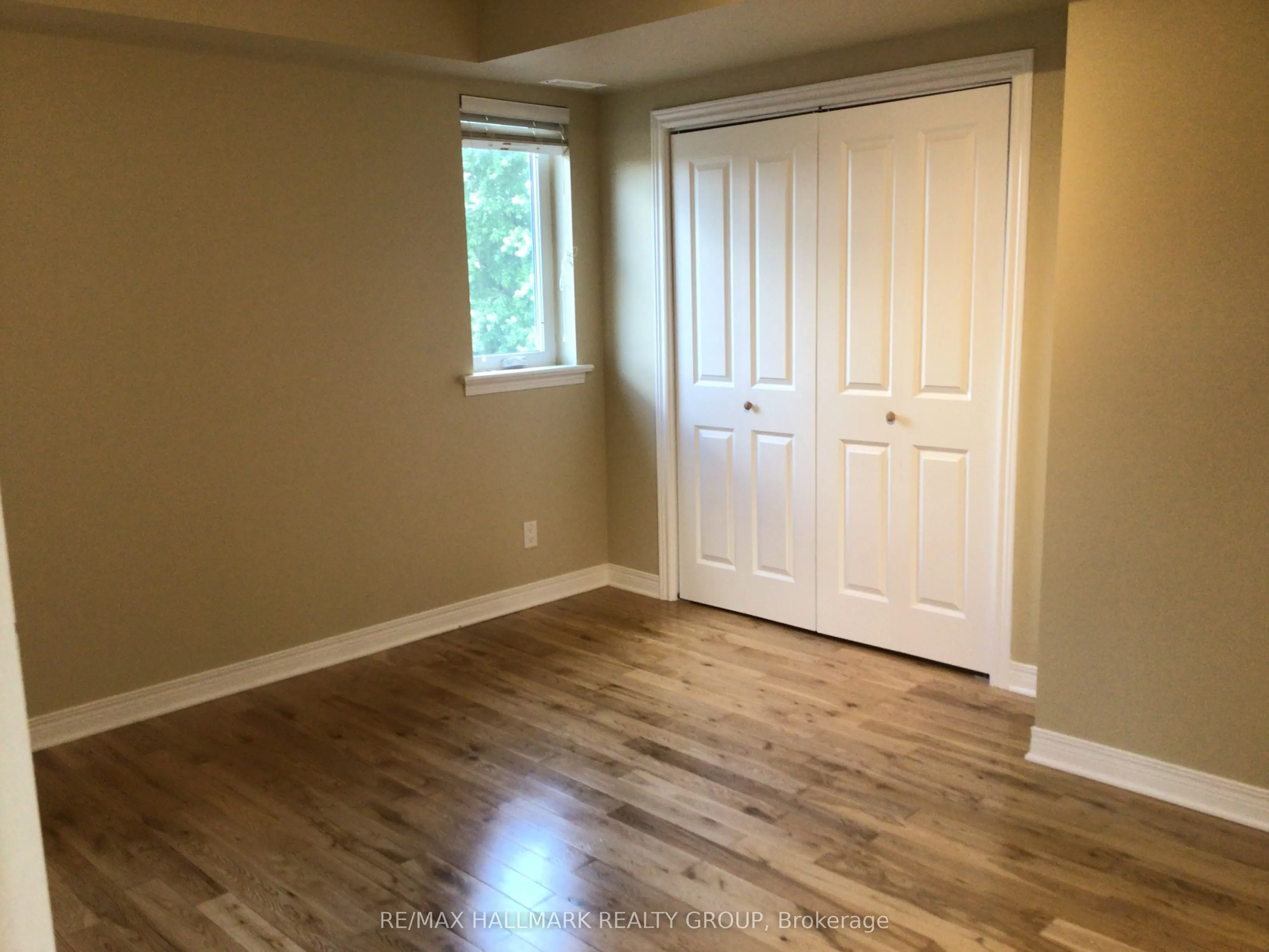 324 CURRELL Avenue