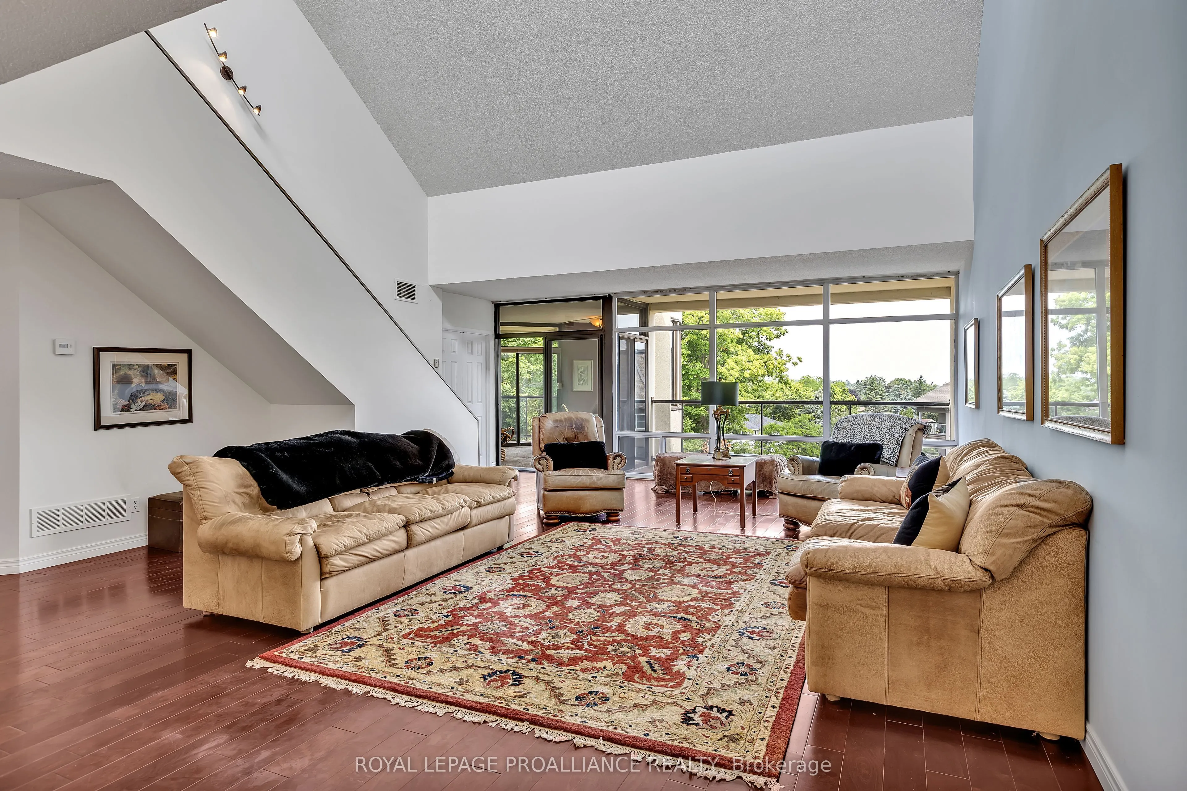 1818 Cherryhill Road, #501