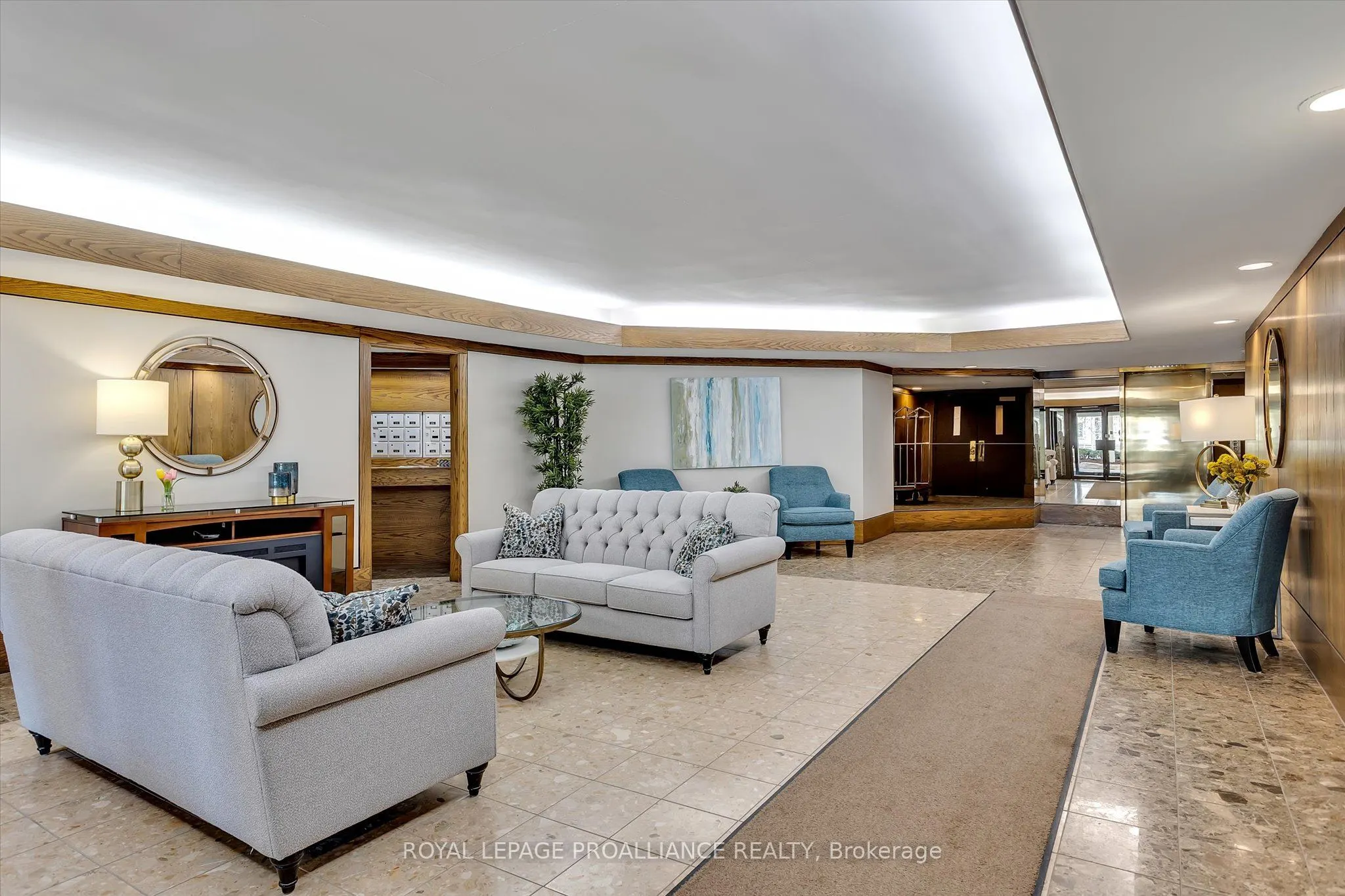 1818 Cherryhill Road, #501