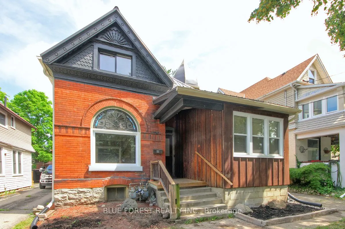89 Gladstone Avenue