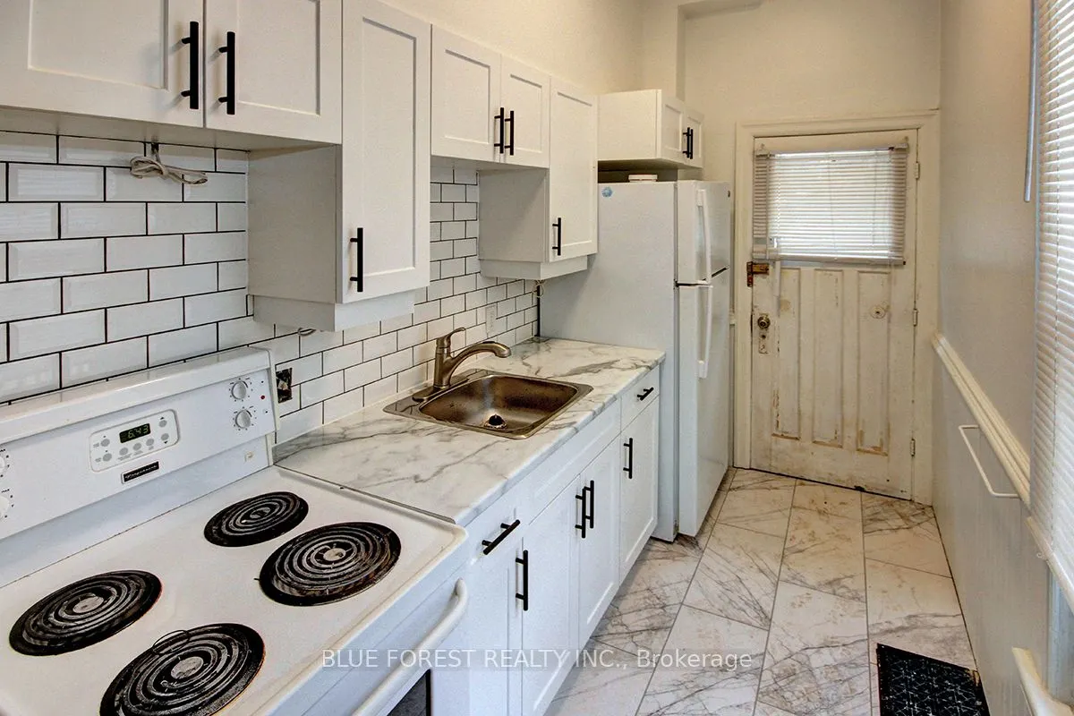 89 Gladstone Avenue