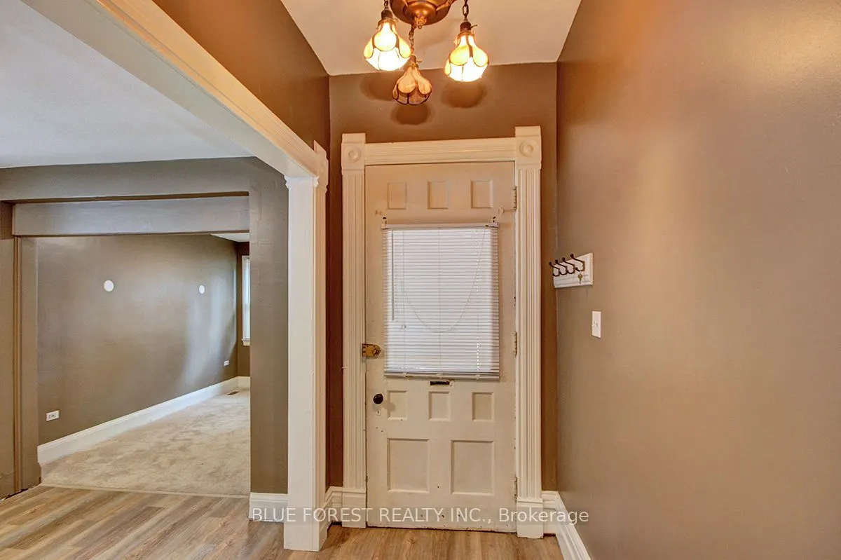 89 Gladstone Avenue