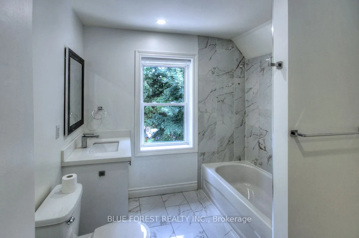 89 Gladstone Avenue