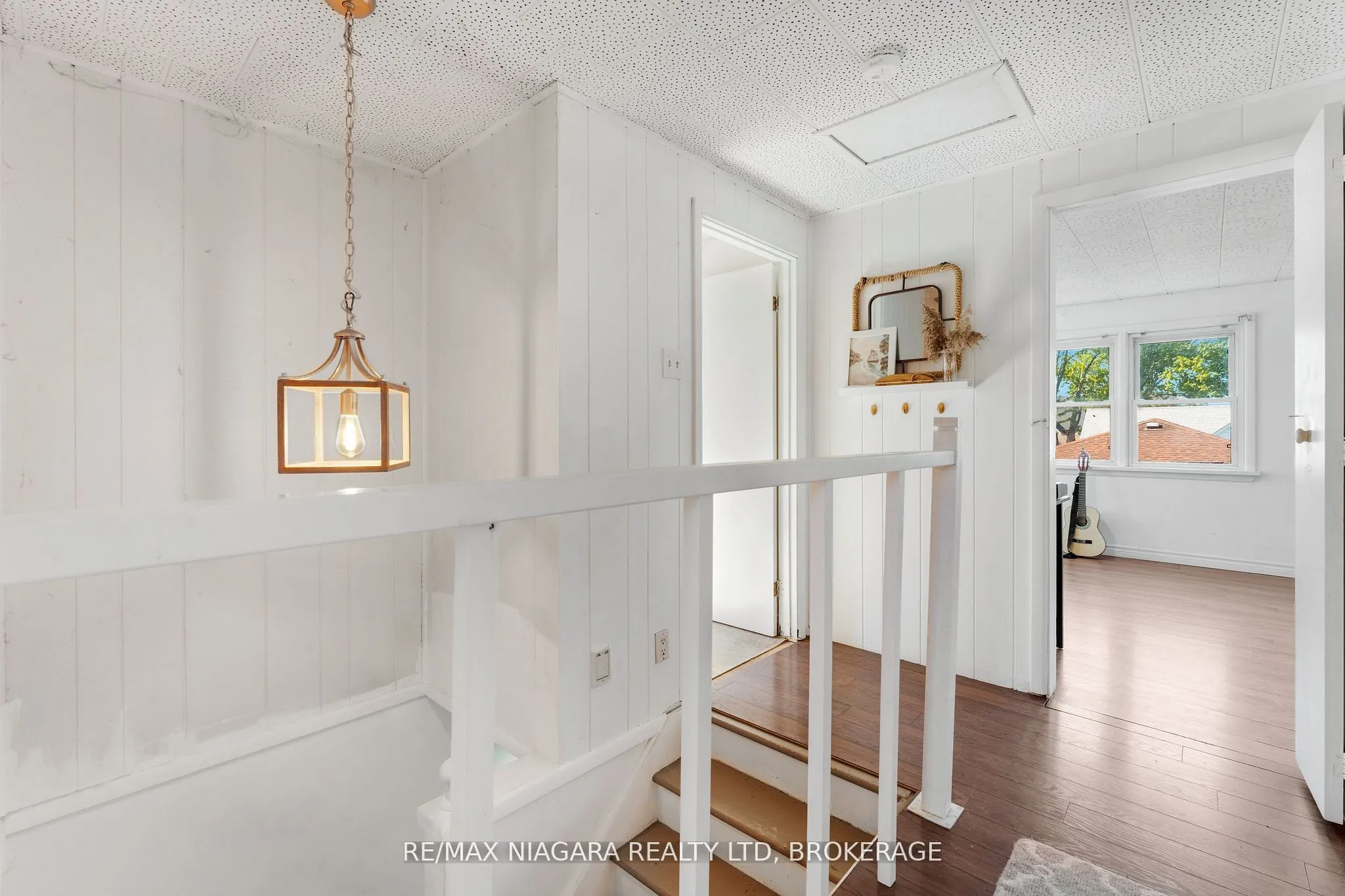 958 SILVER BAY Road