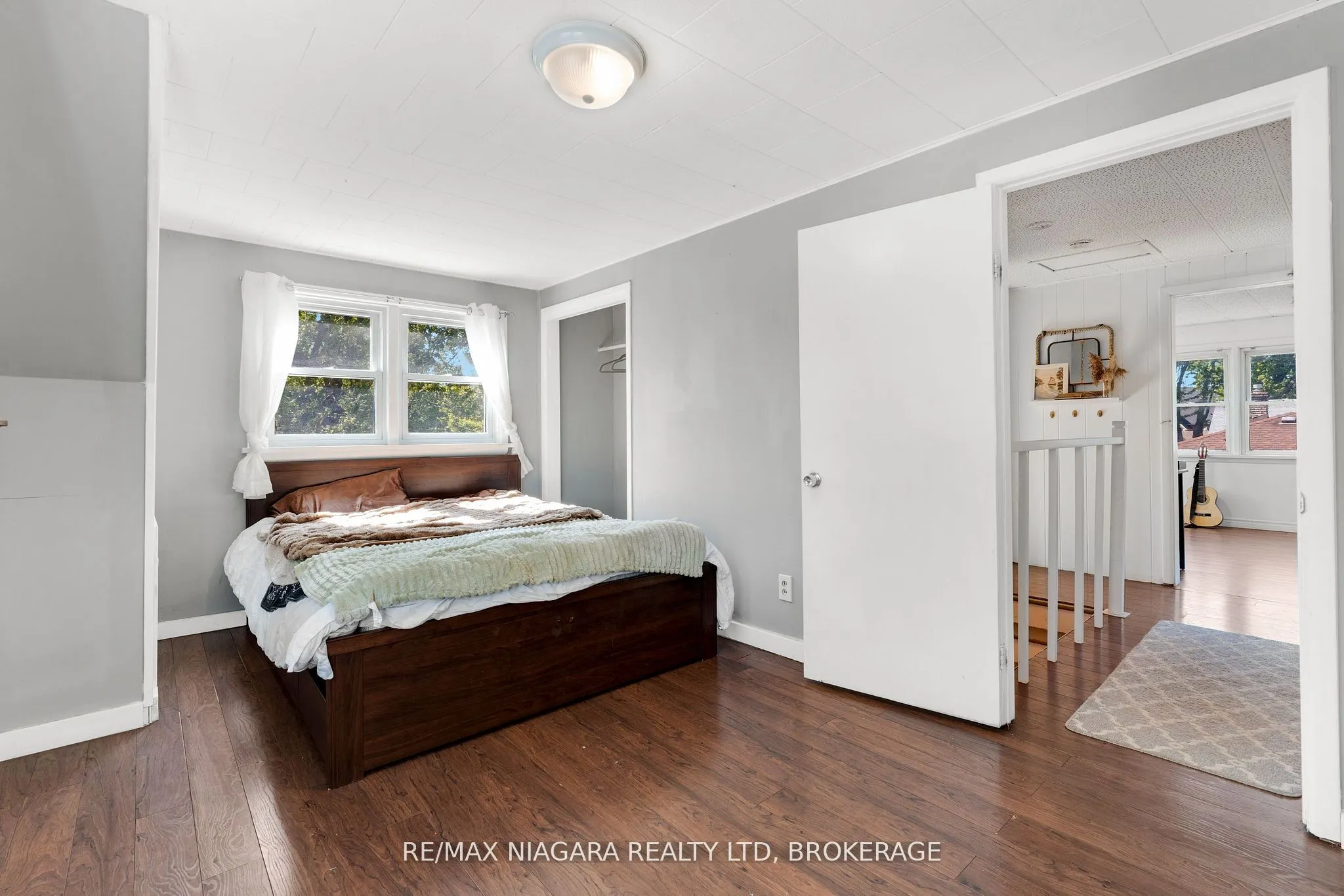 958 SILVER BAY Road