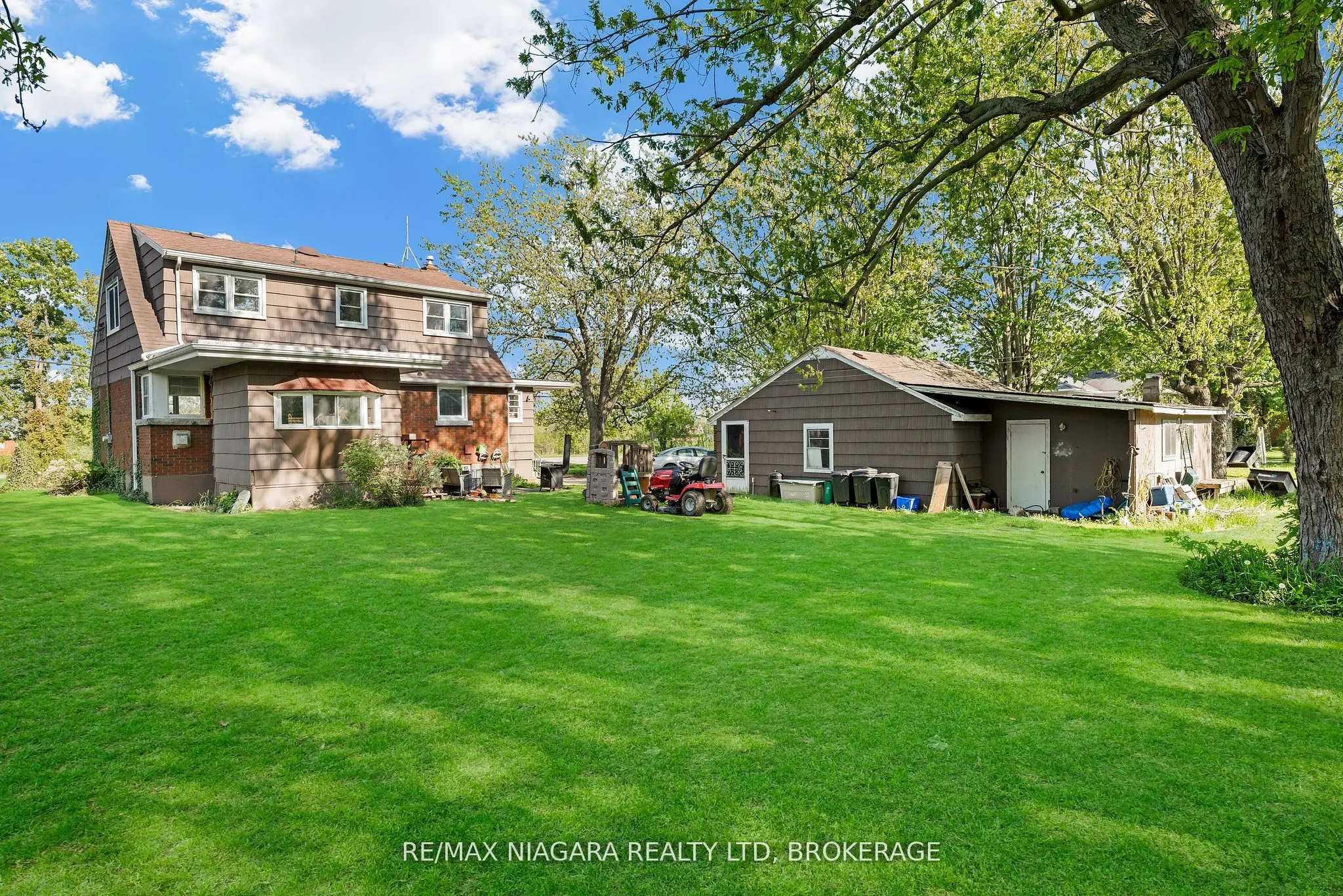 958 SILVER BAY Road