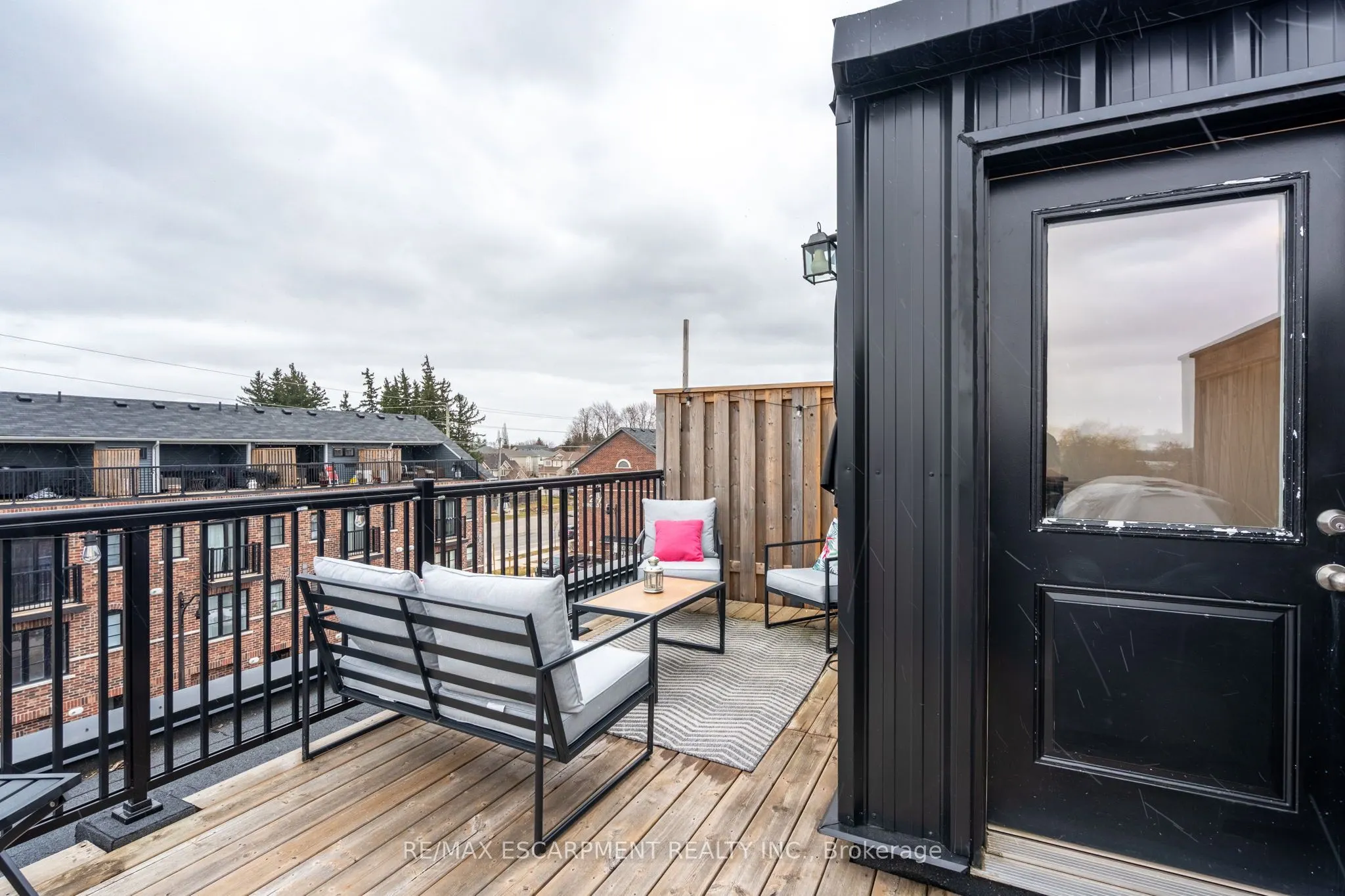 219 Dundas Street E, #45