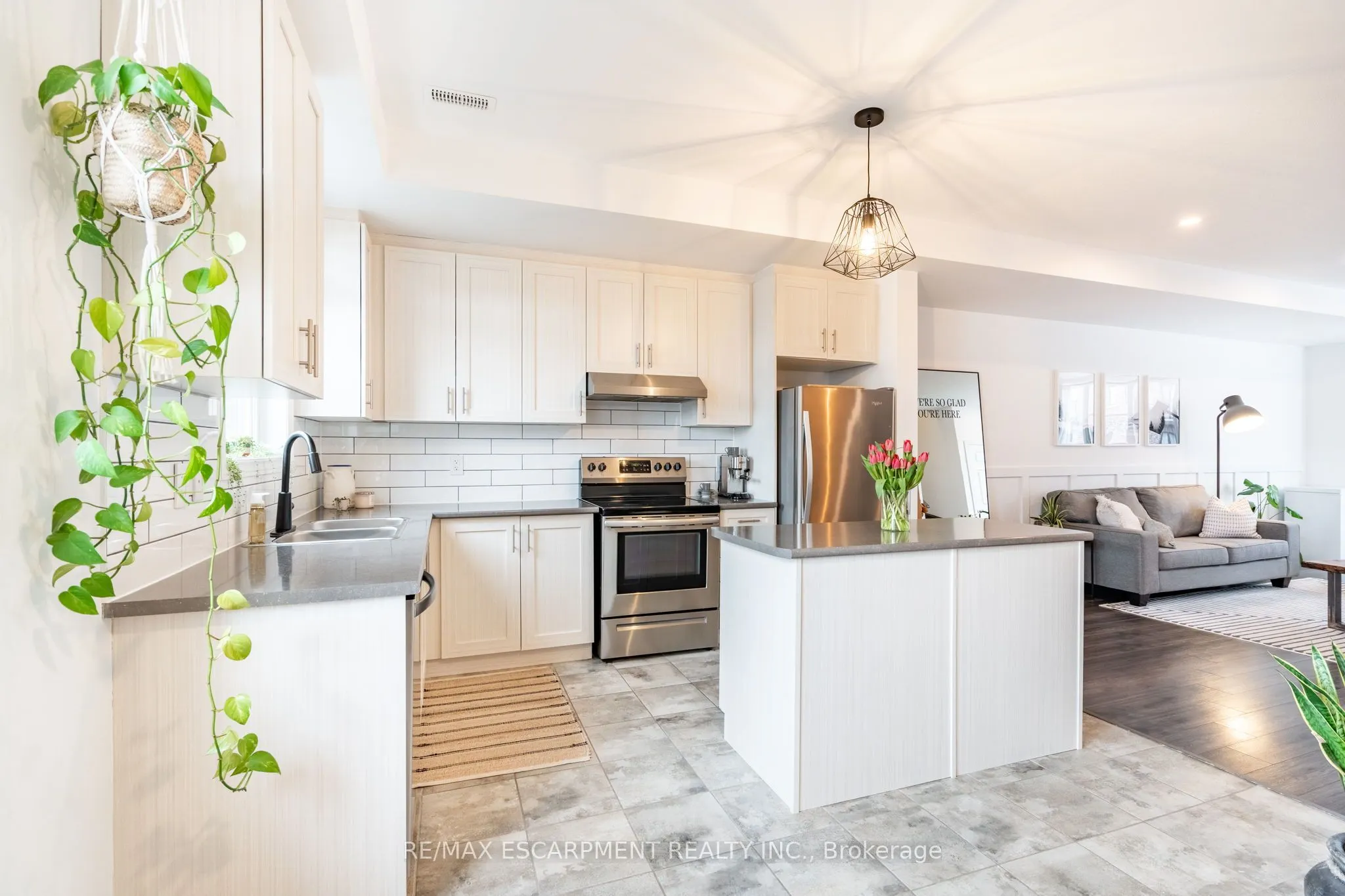 219 Dundas Street E, #45