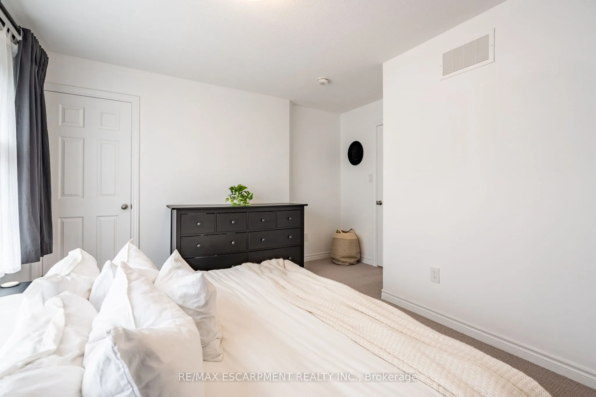 219 Dundas Street E, #45