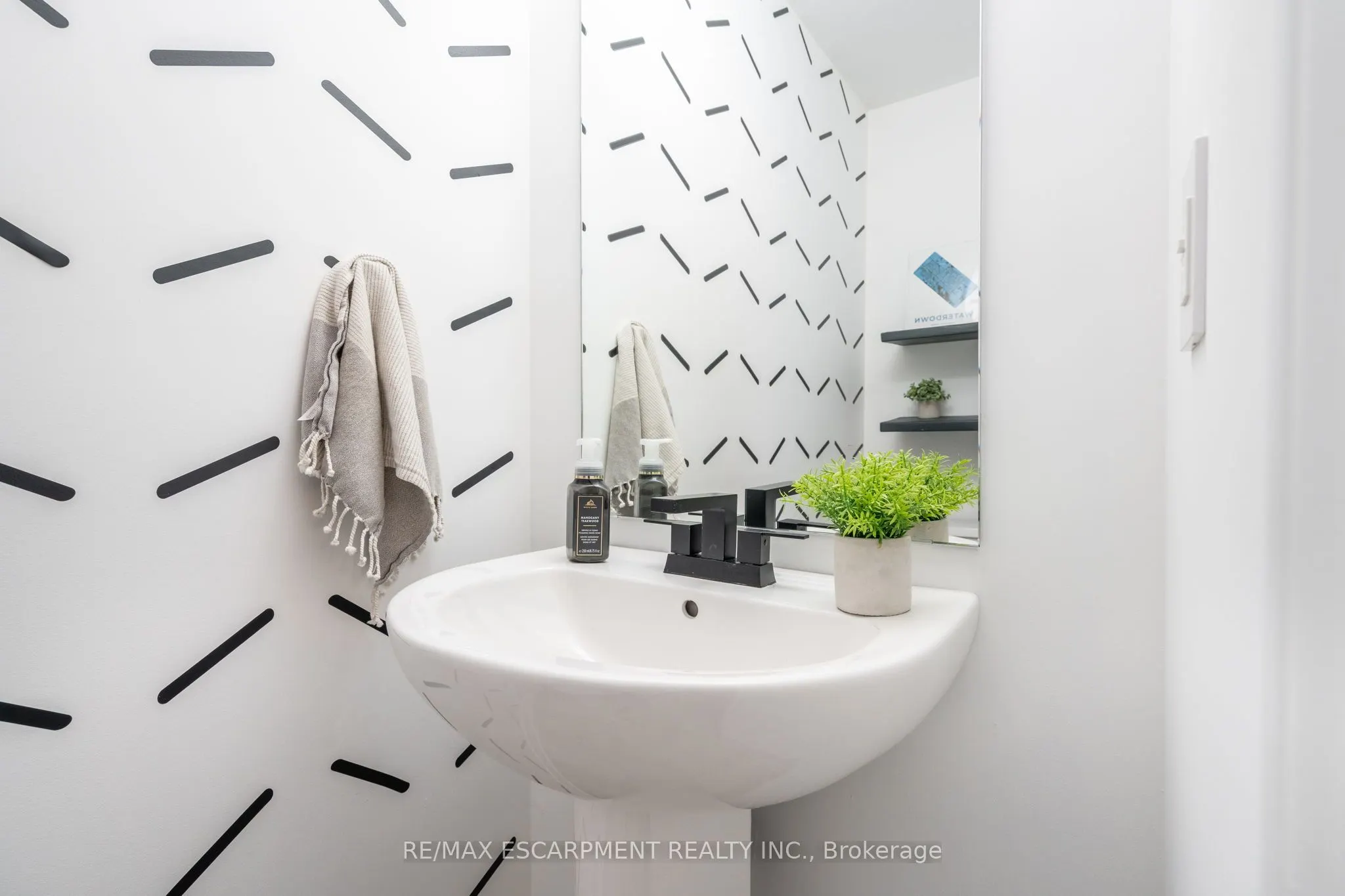 219 Dundas Street E, #45