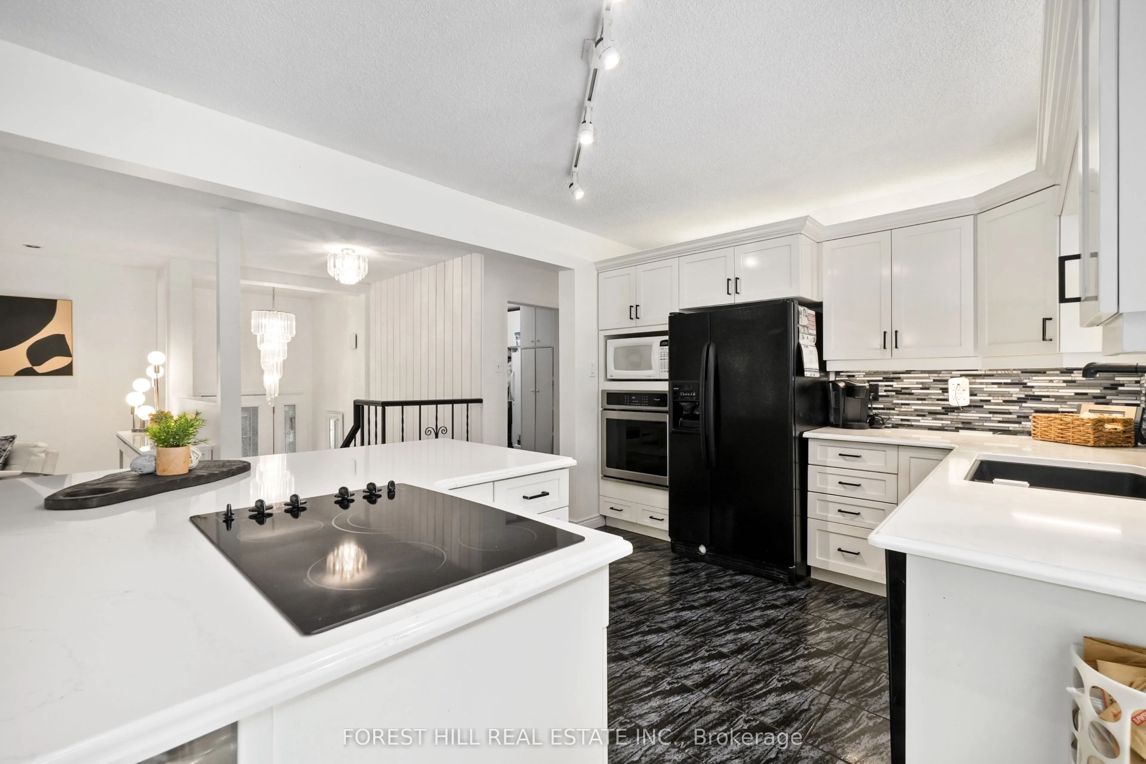 285 Cottonwood Drive