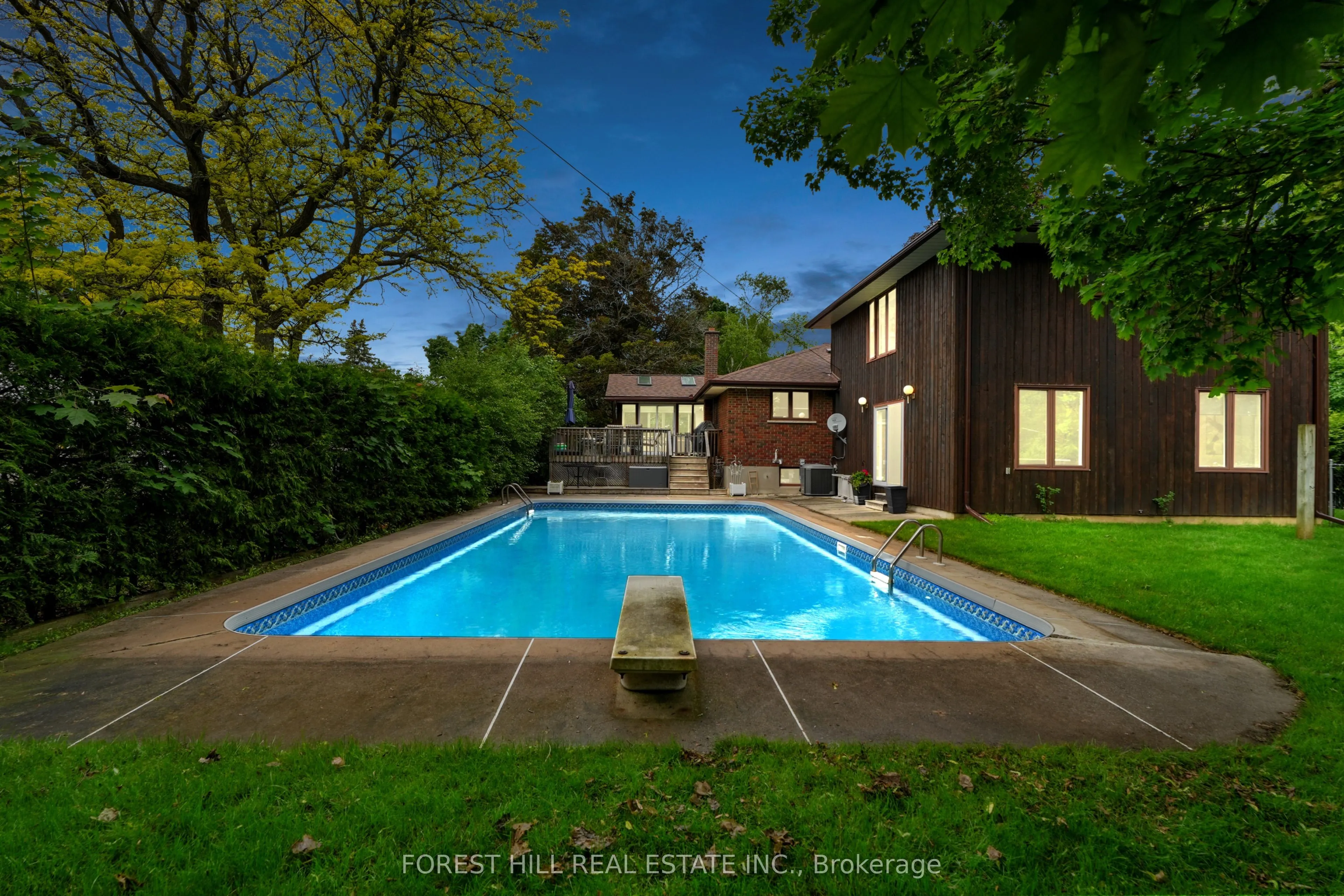 285 Cottonwood Drive