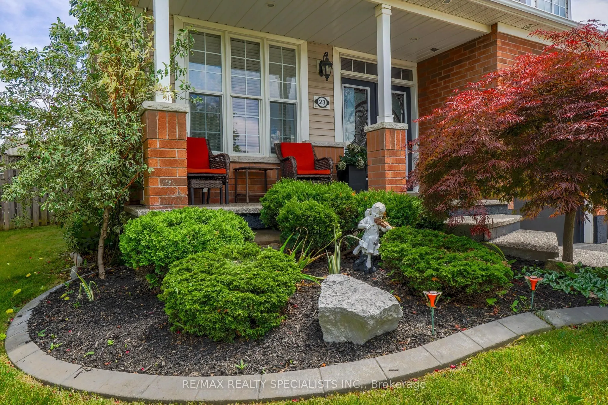 23 Mathews Court