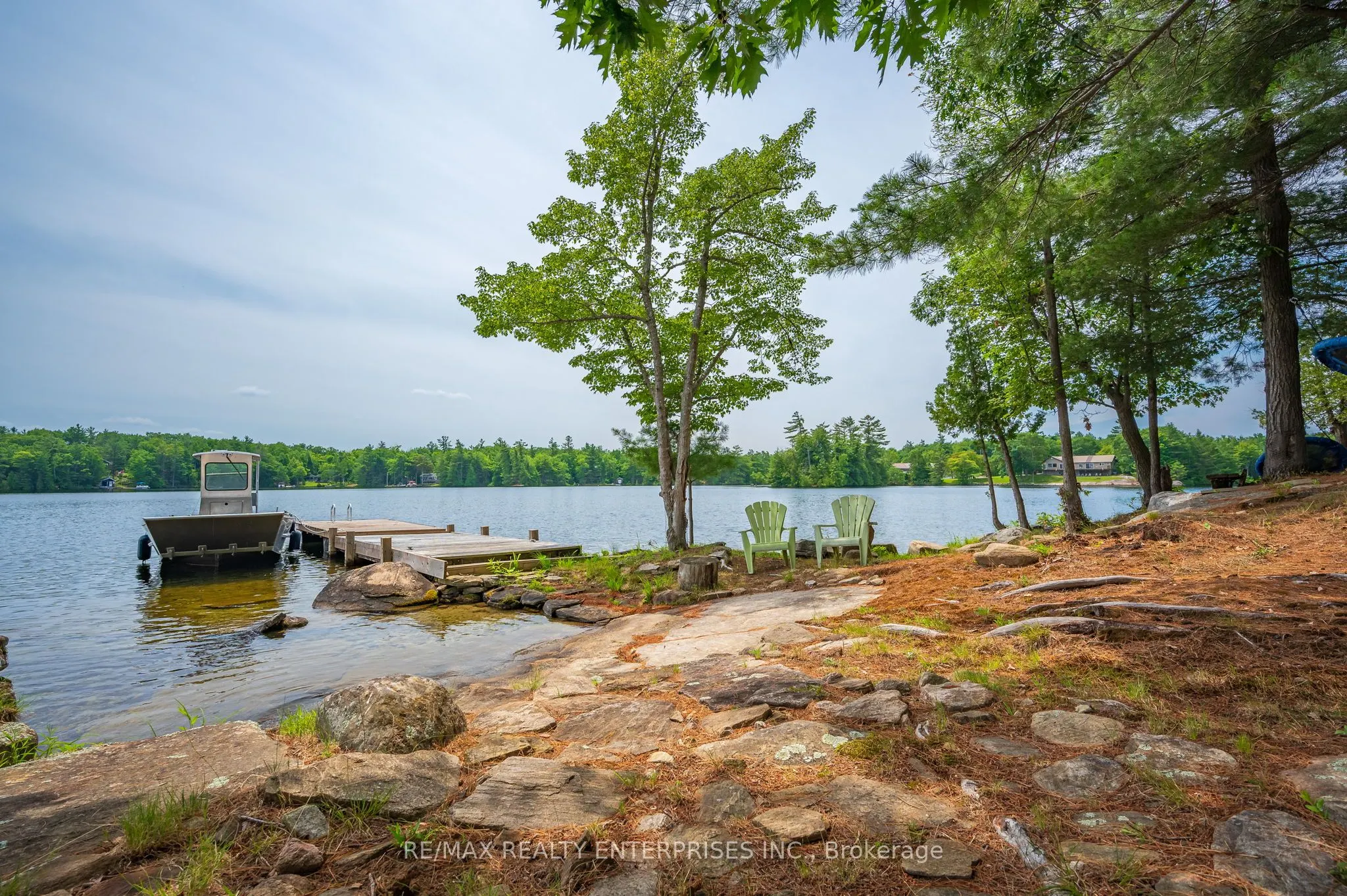 512 ISLAND 120 SIX MILE LAKE