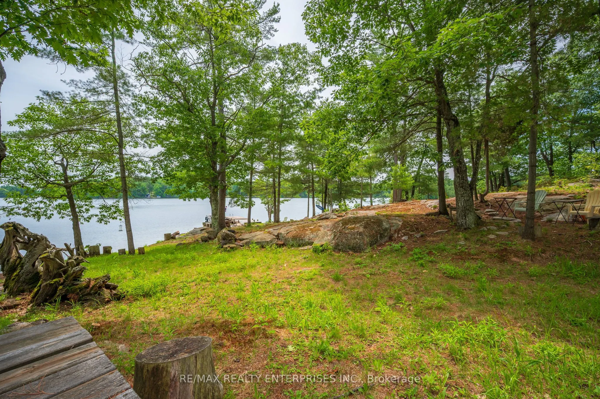 512 ISLAND 120 SIX MILE LAKE