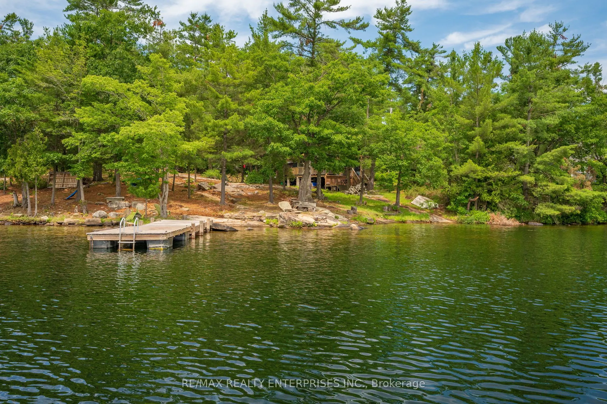 512 ISLAND 120 SIX MILE LAKE