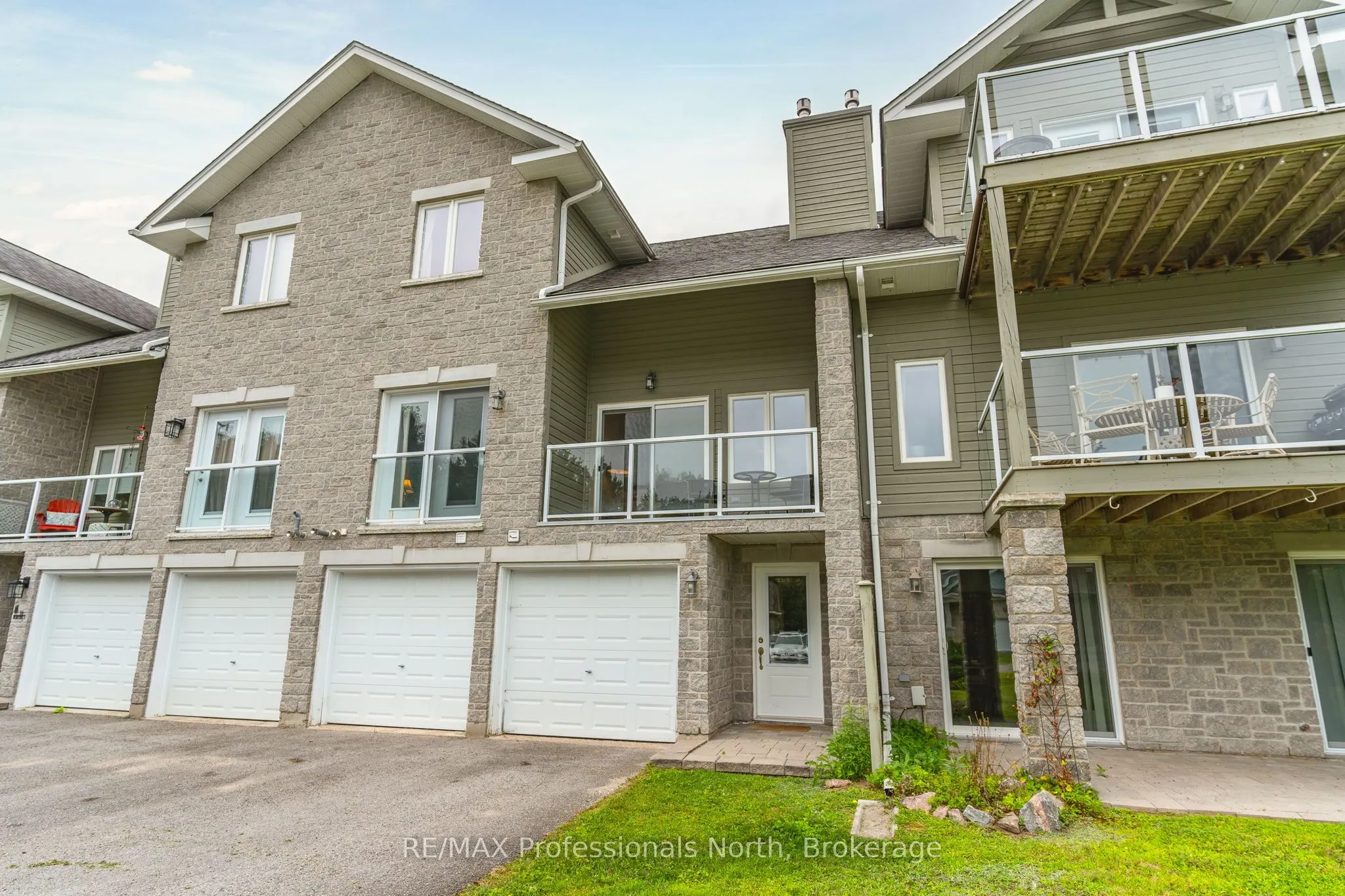 46 Webb Circle, #9