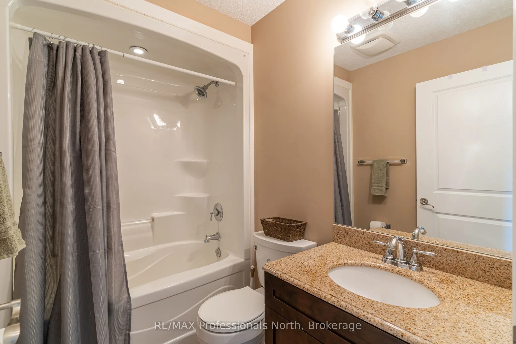46 Webb Circle, #9