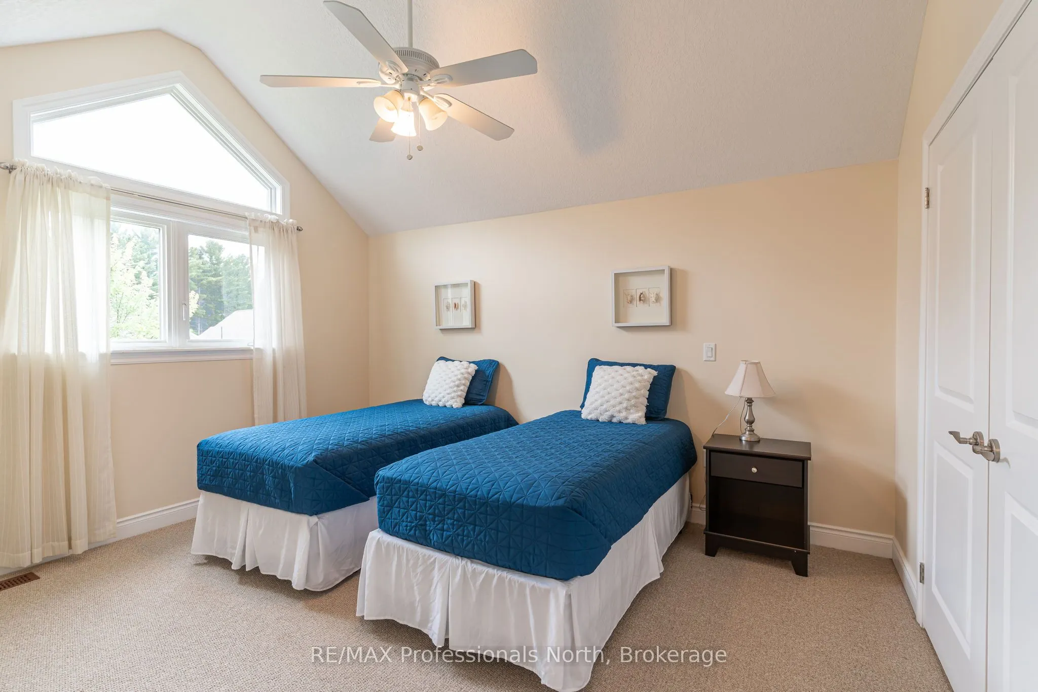 46 Webb Circle, #9