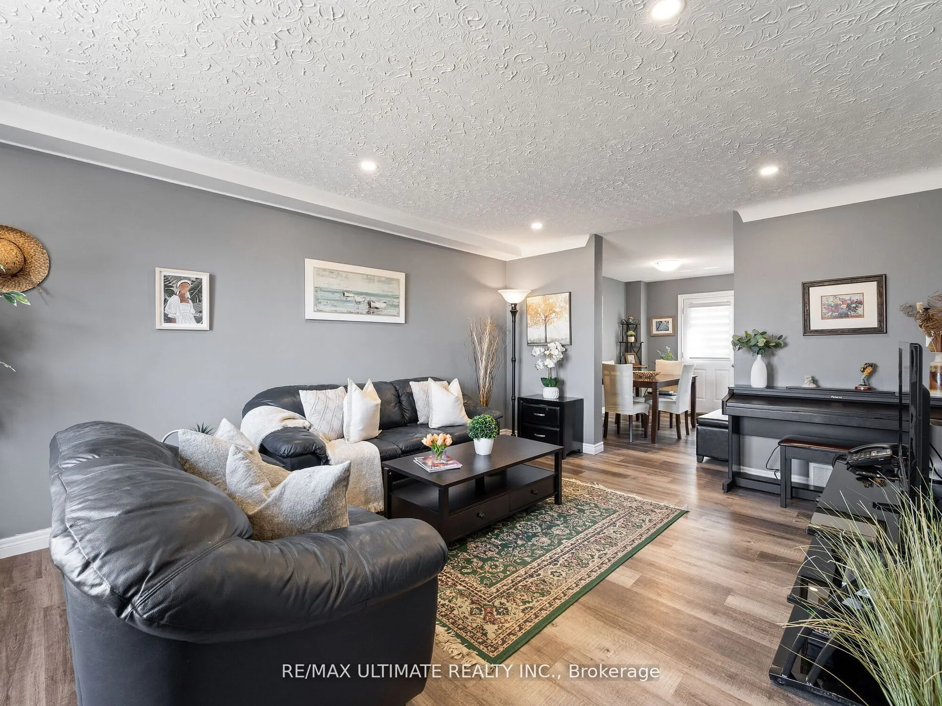 252 Bertie Street, #3