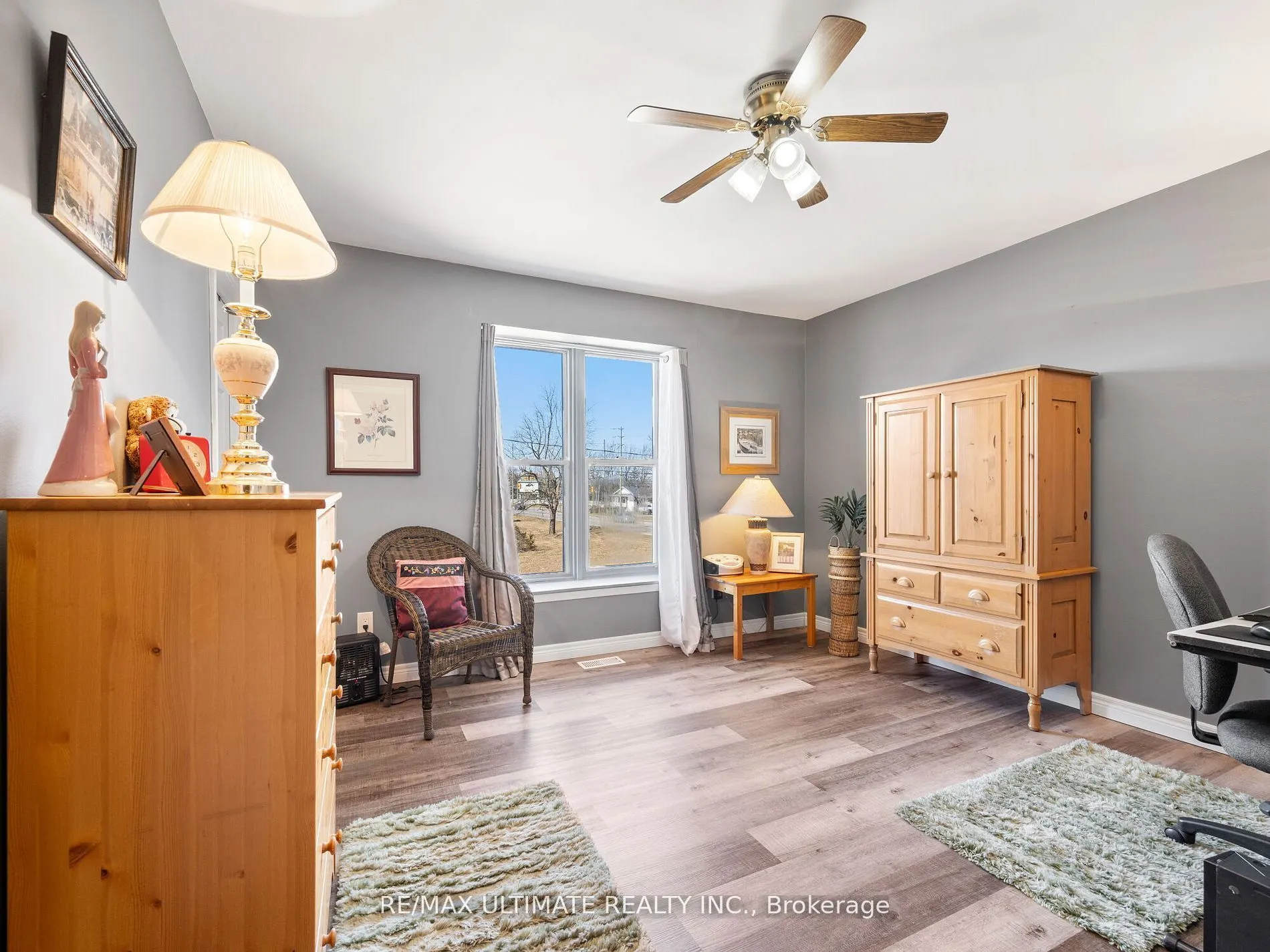 252 Bertie Street, #3
