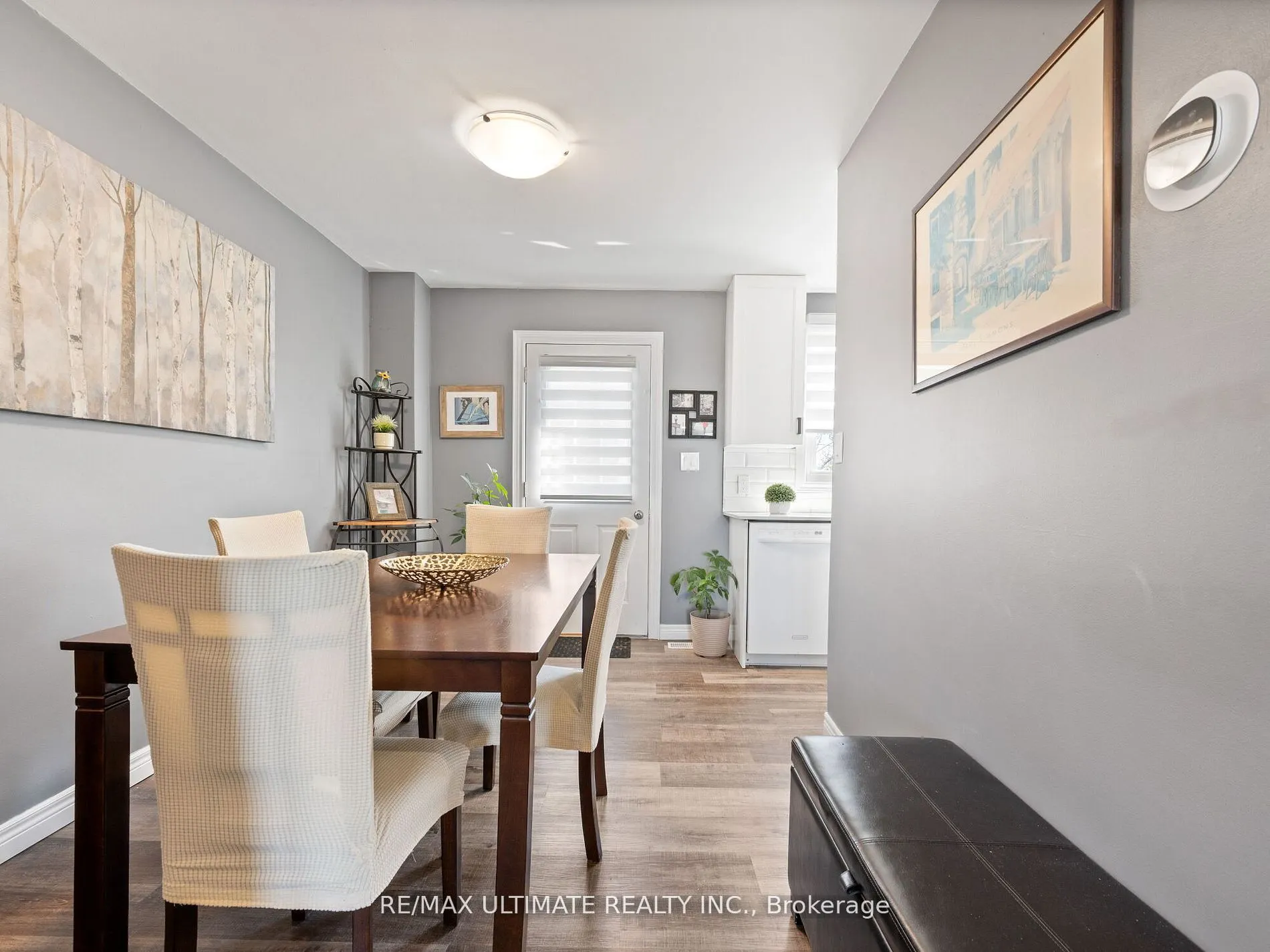 252 Bertie Street, #3