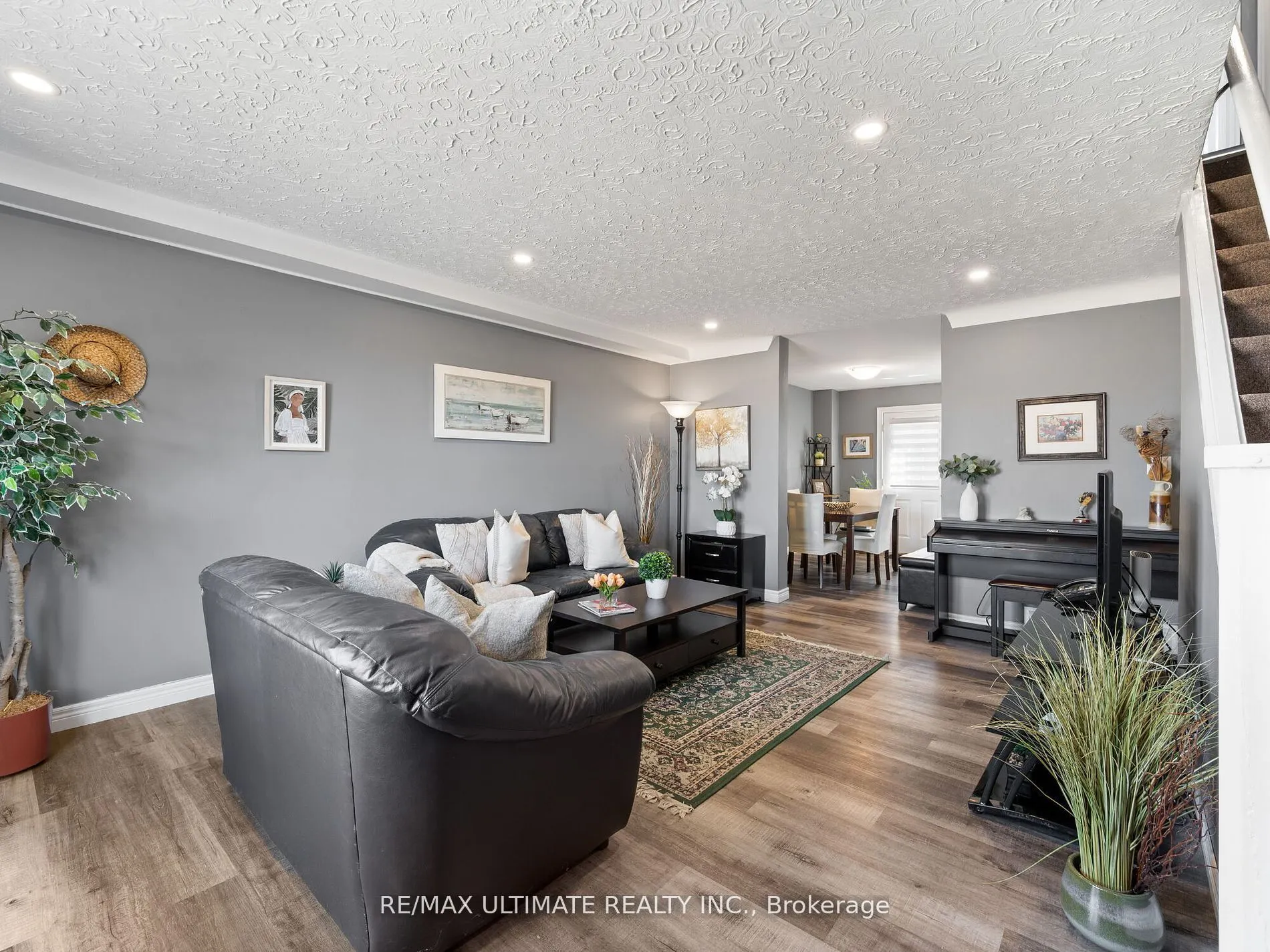 252 Bertie Street, #3